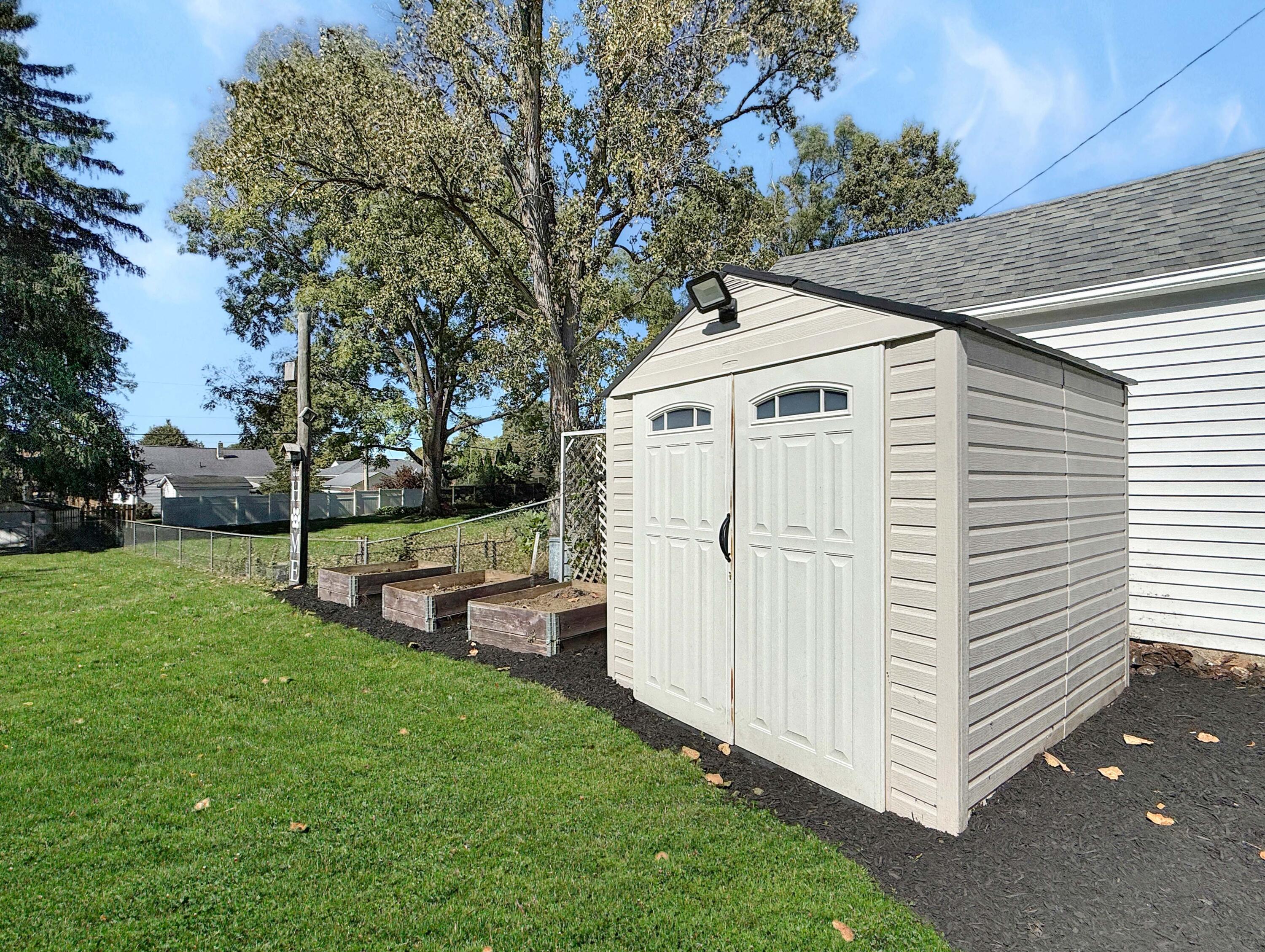 1625 Crestview, Springfield, Ohio 45504