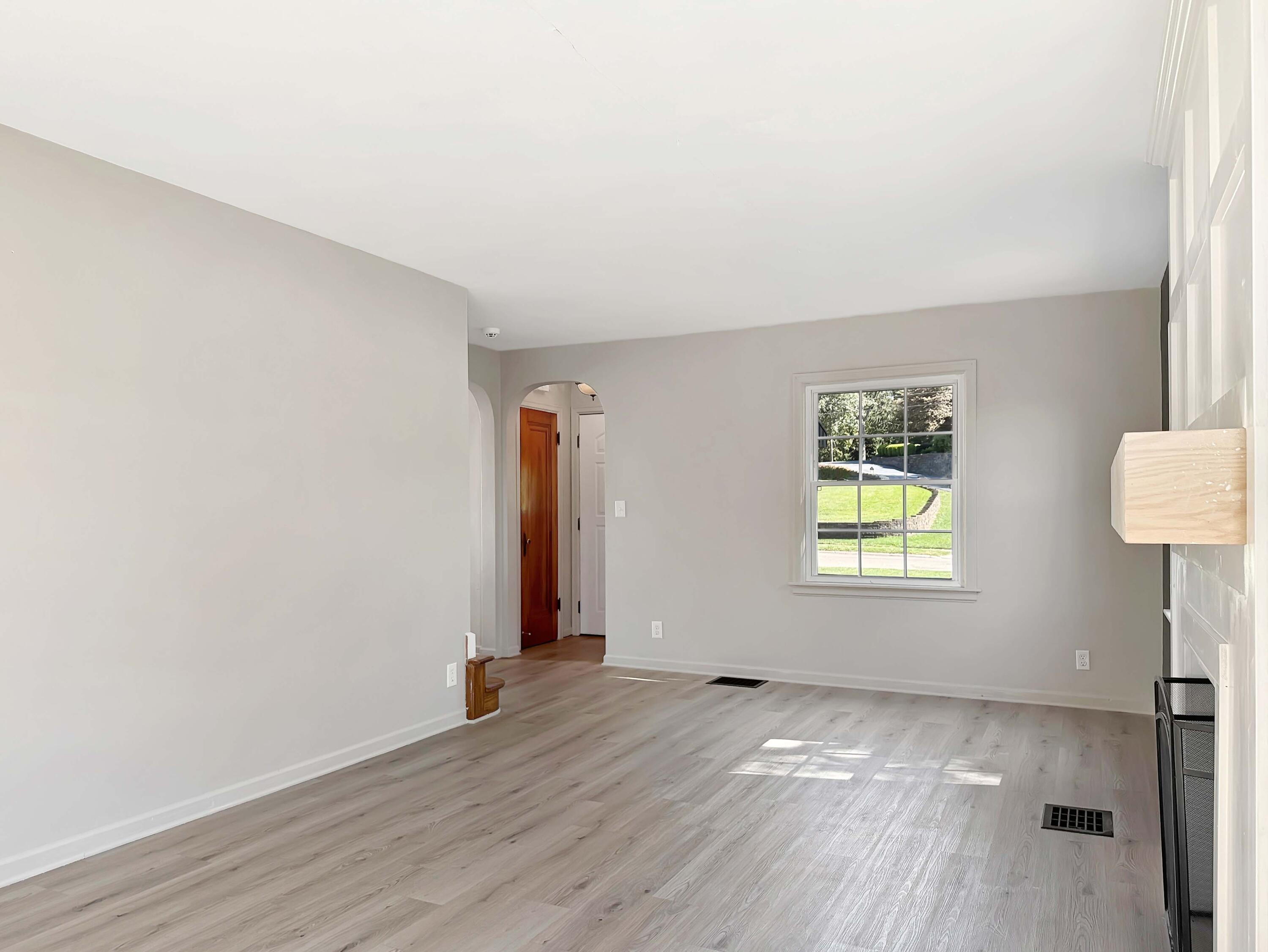 1625 Crestview, Springfield, Ohio 45504