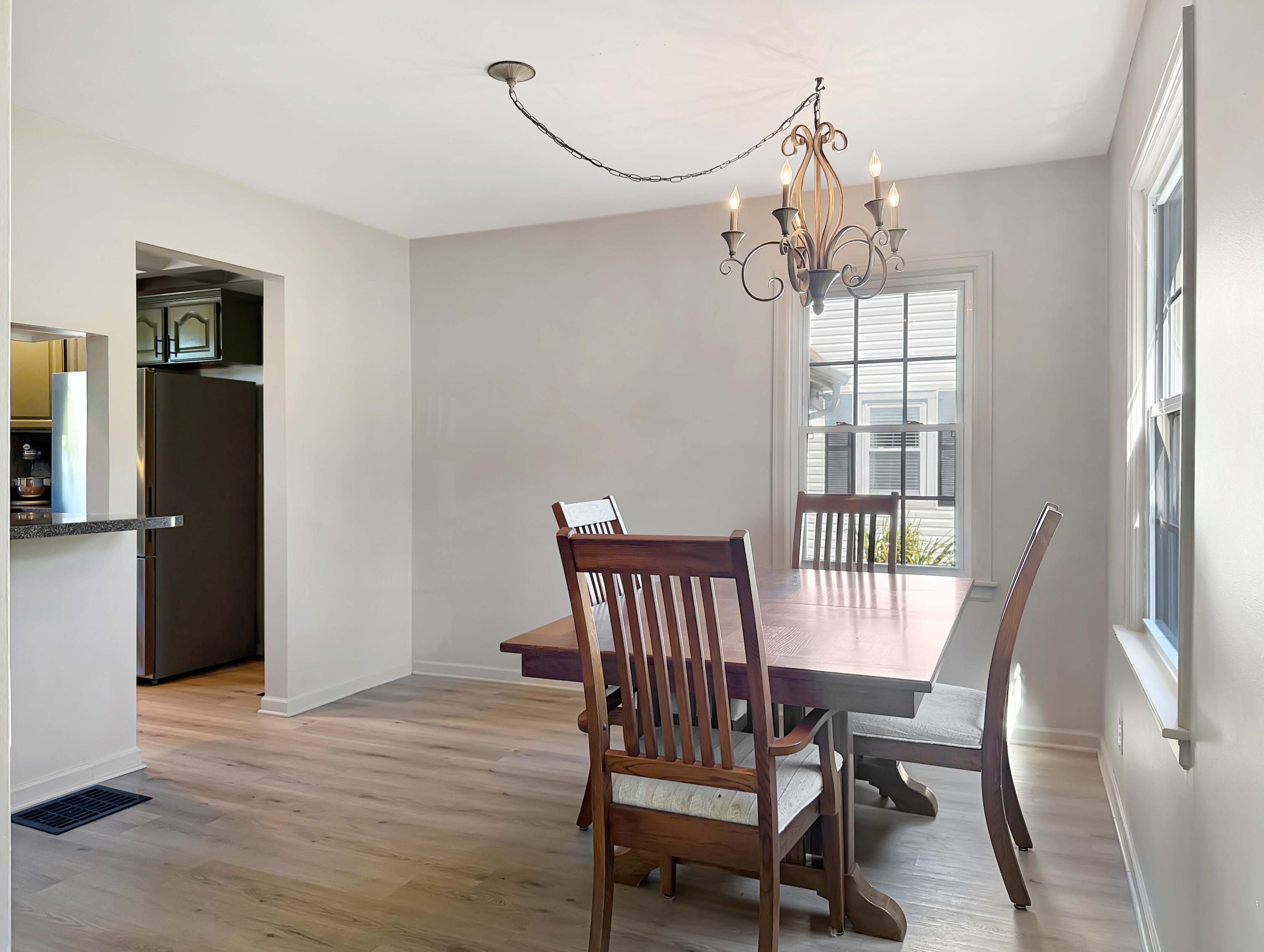 1625 Crestview, Springfield, Ohio 45504