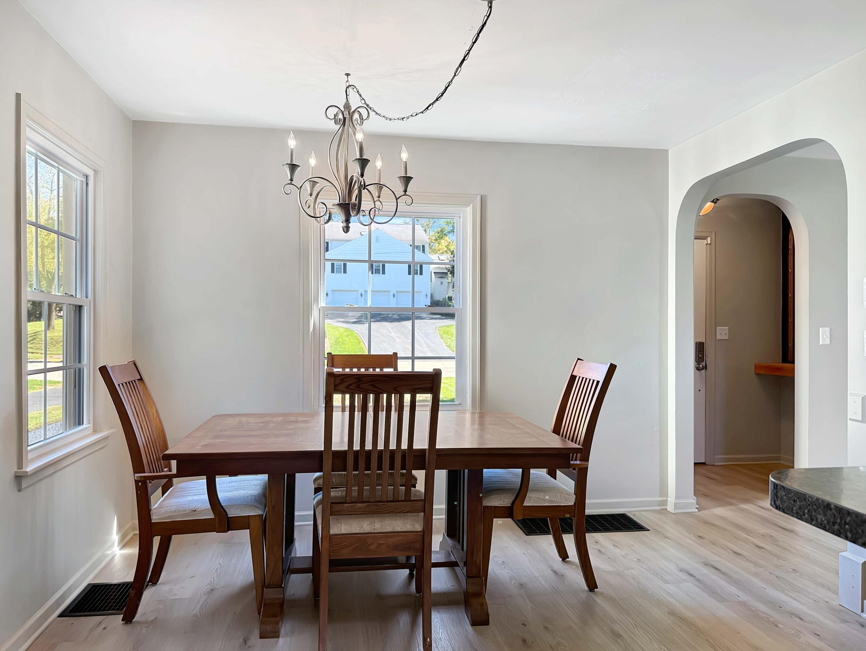1625 Crestview, Springfield, Ohio 45504