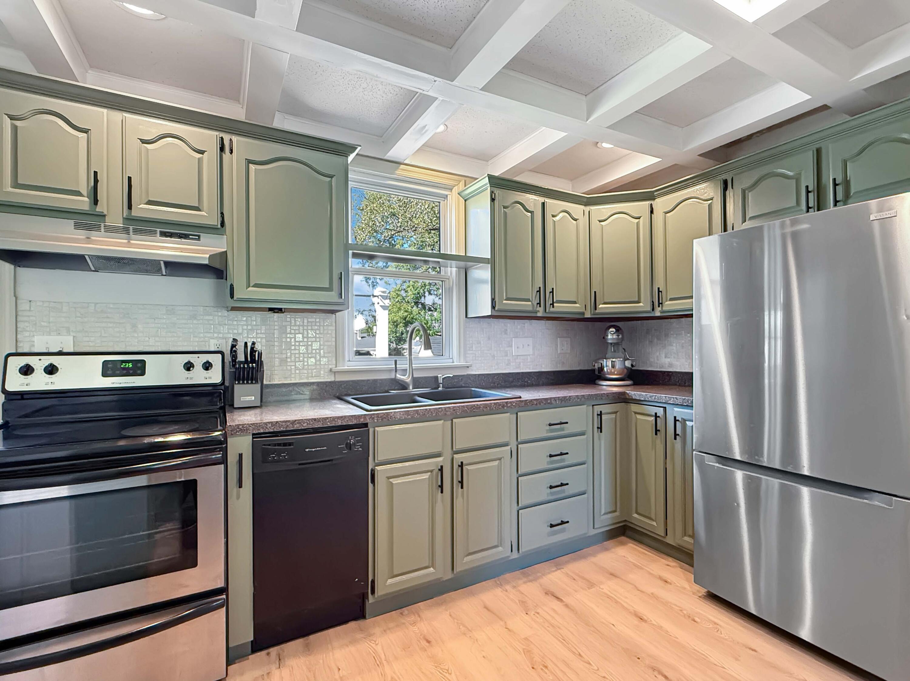 1625 Crestview, Springfield, Ohio 45504