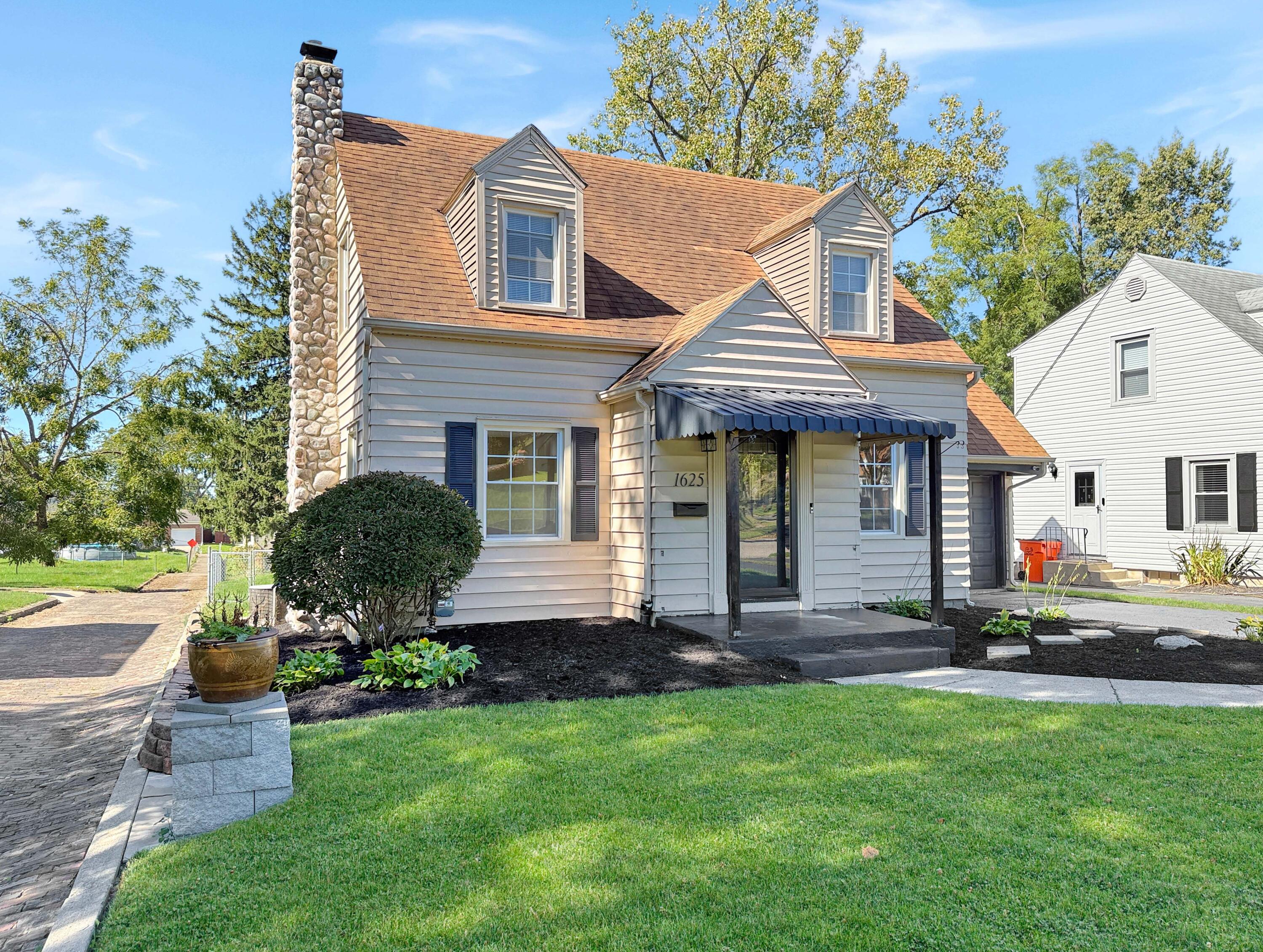 1625 Crestview, Springfield, Ohio 45504