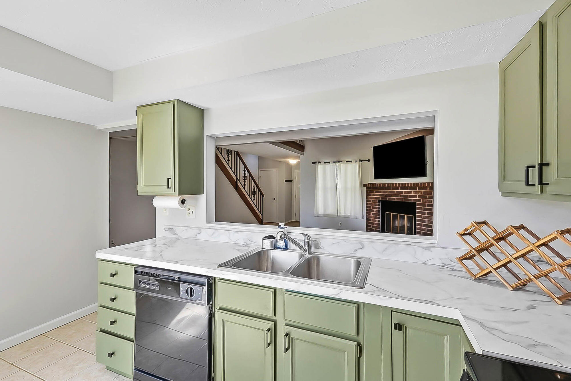 8209 Schoolgate, Dayton, Ohio 45424
