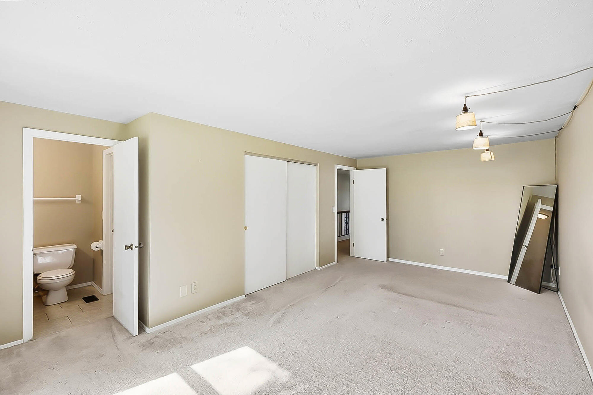 8209 Schoolgate, Dayton, Ohio 45424