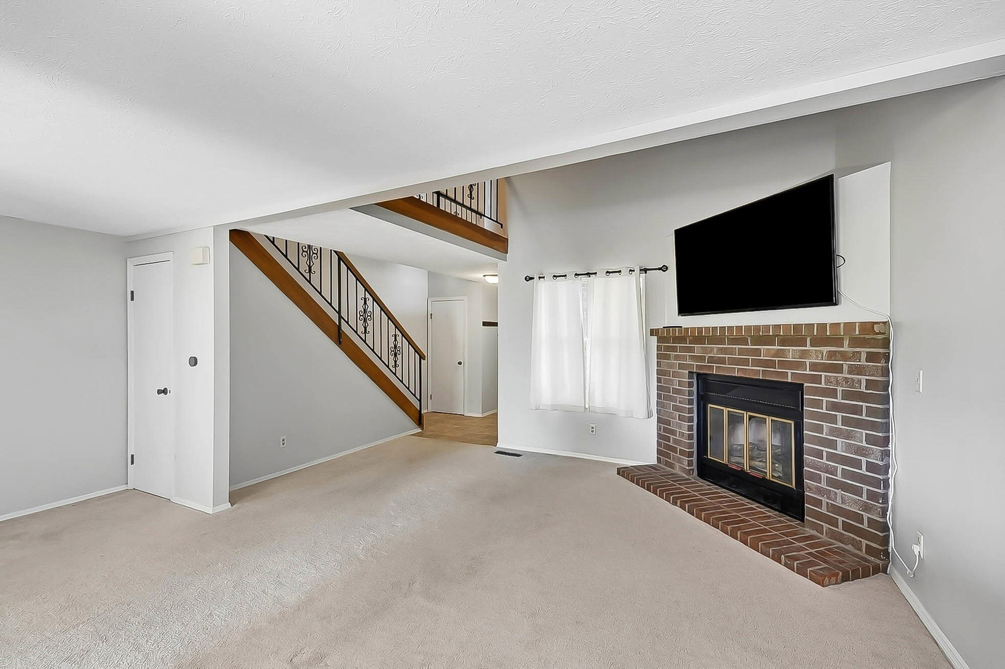 8209 Schoolgate, Dayton, Ohio 45424