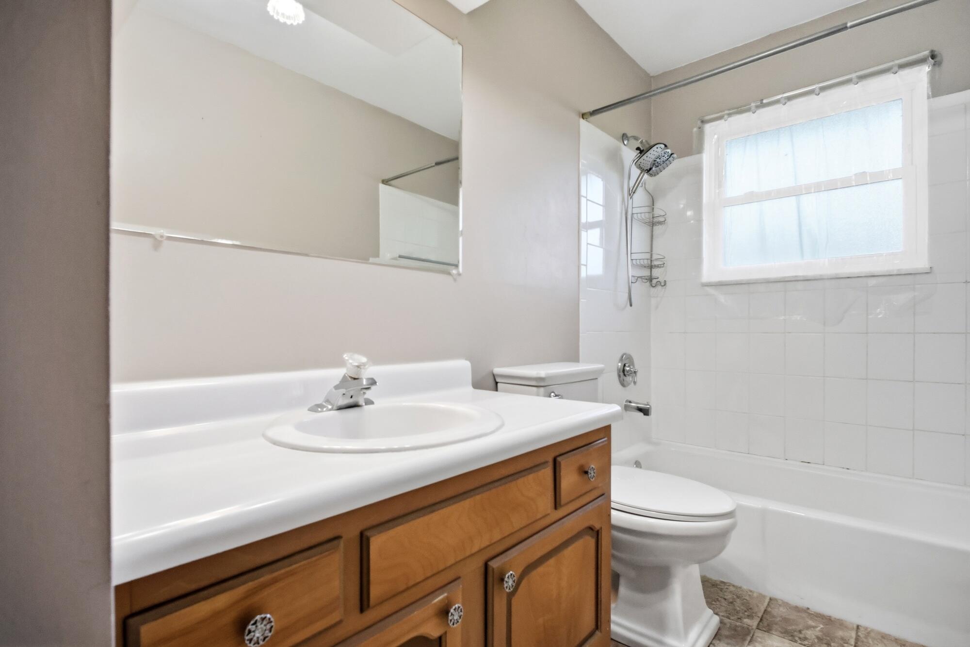 450 Kirk, Troy, Ohio 45373