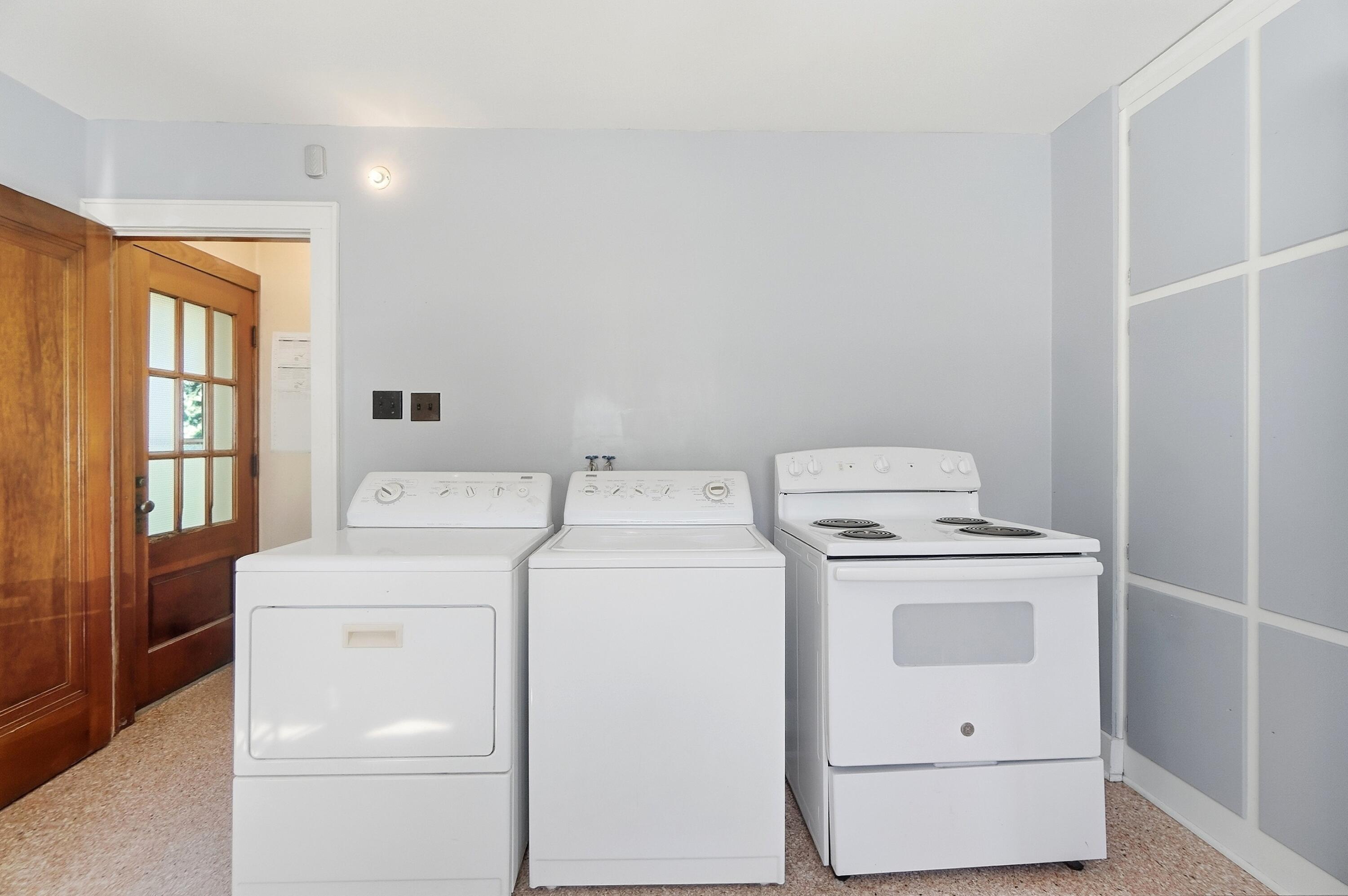 8 Jamestown, South Charleston, Ohio 45368