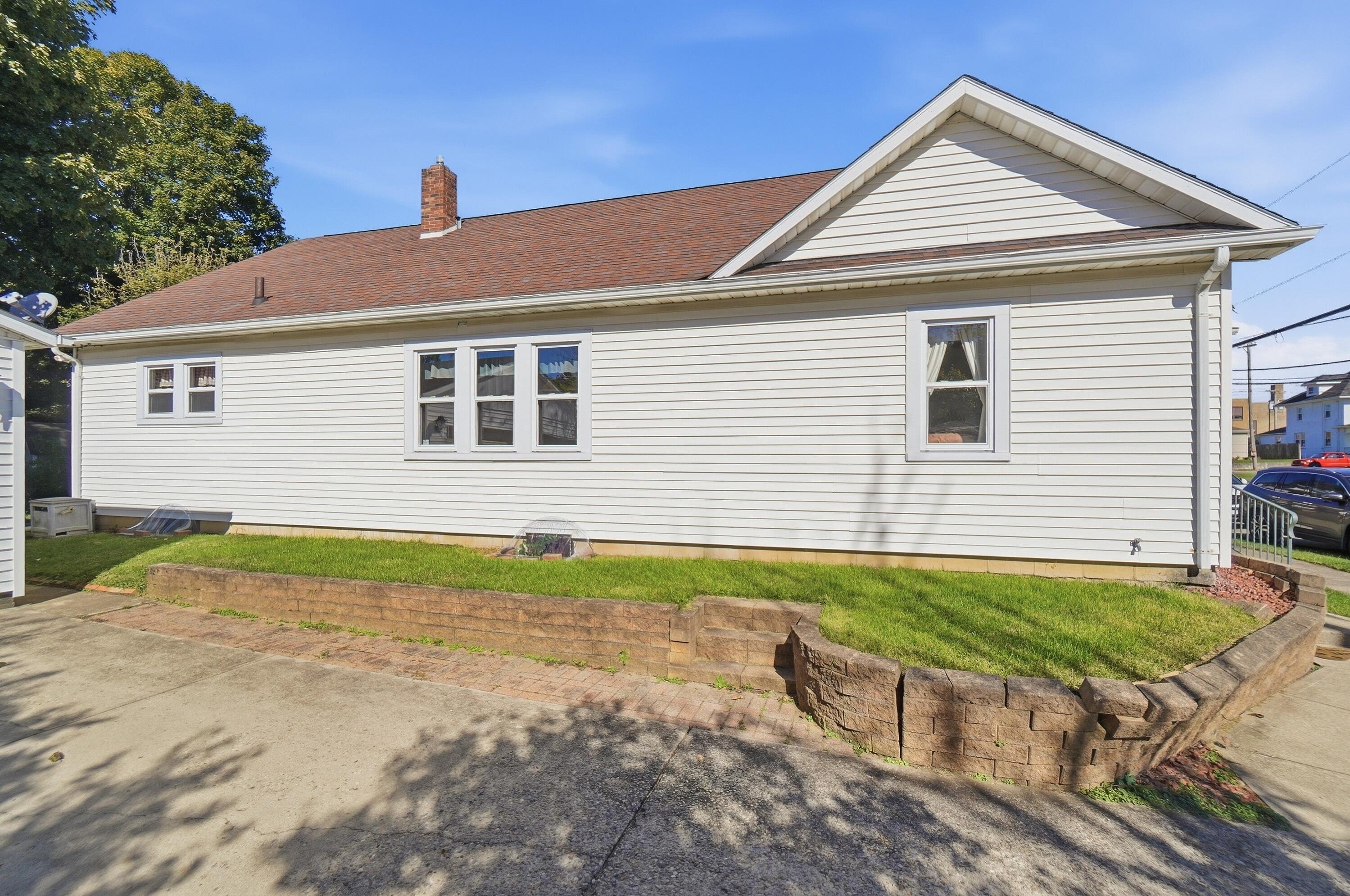 8 Jamestown, South Charleston, Ohio 45368