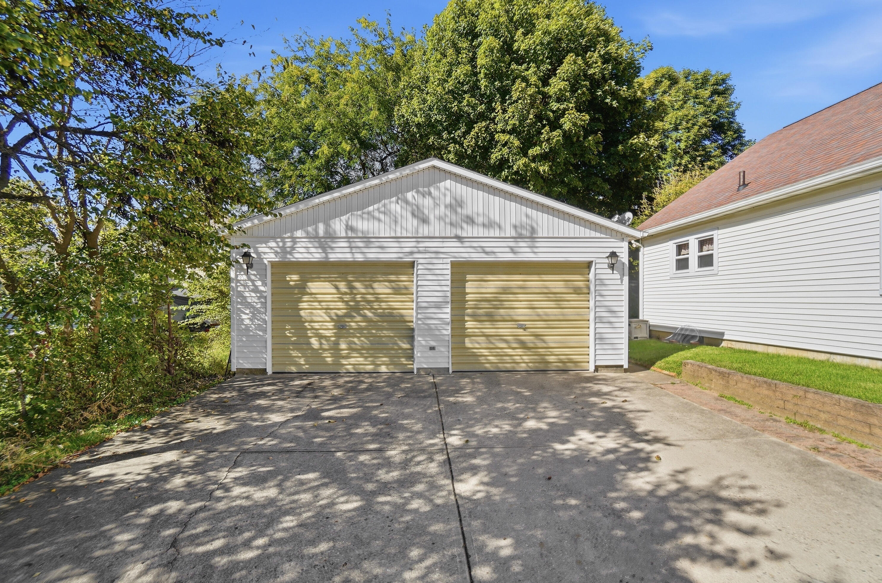 8 Jamestown, South Charleston, Ohio 45368