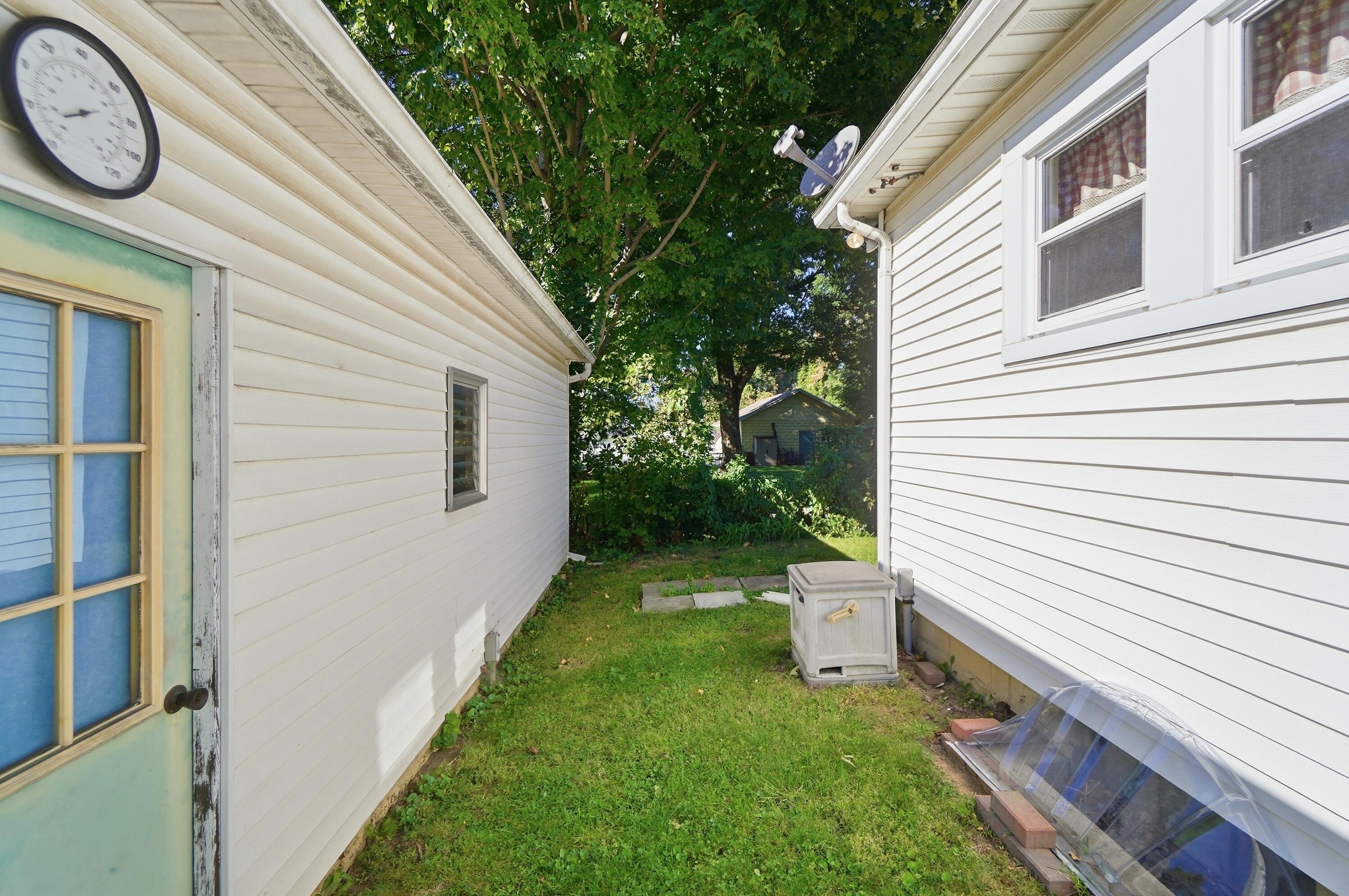 8 Jamestown, South Charleston, Ohio 45368