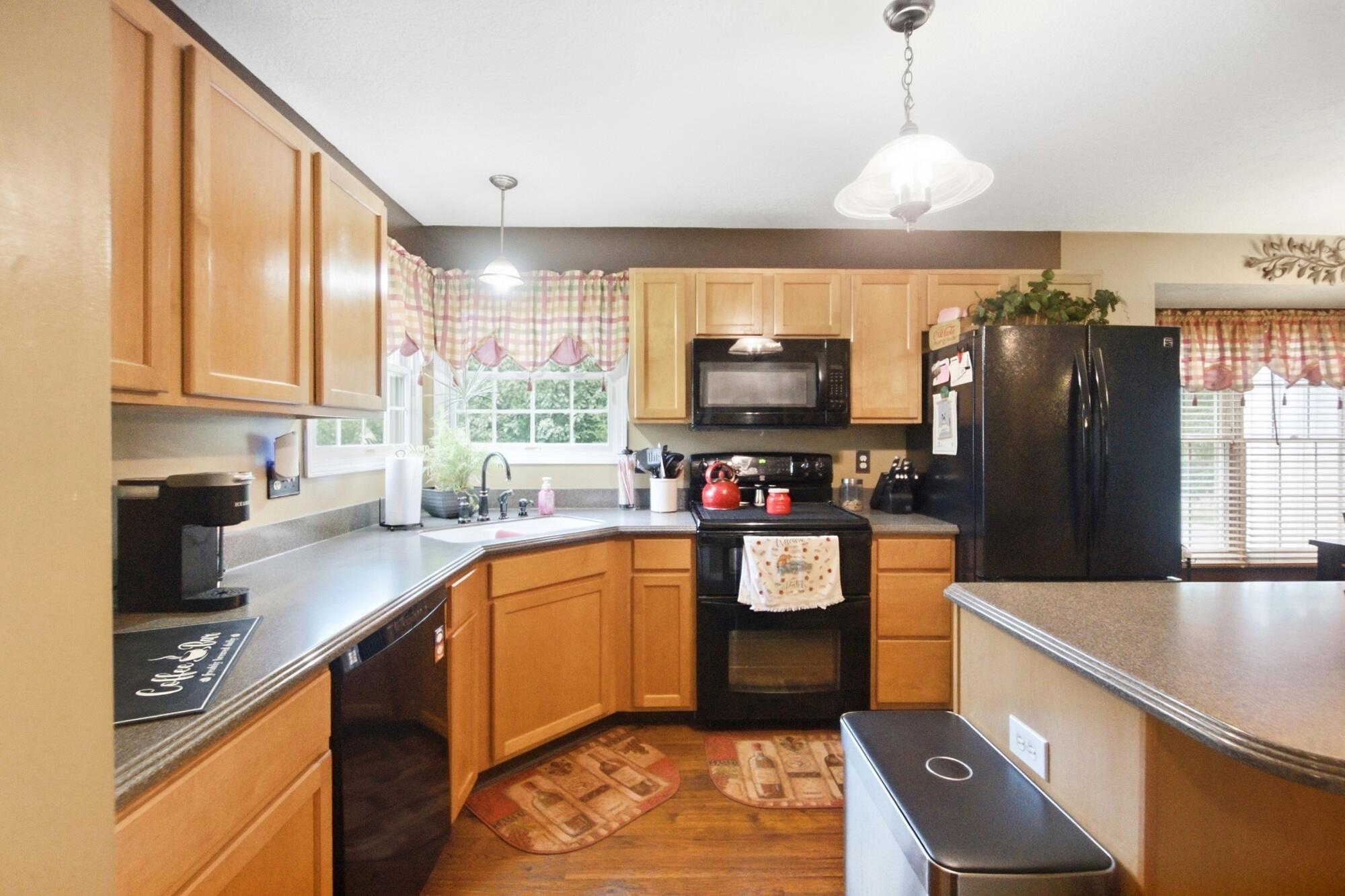 480 Hibbs, Lockbourne, Ohio 43137