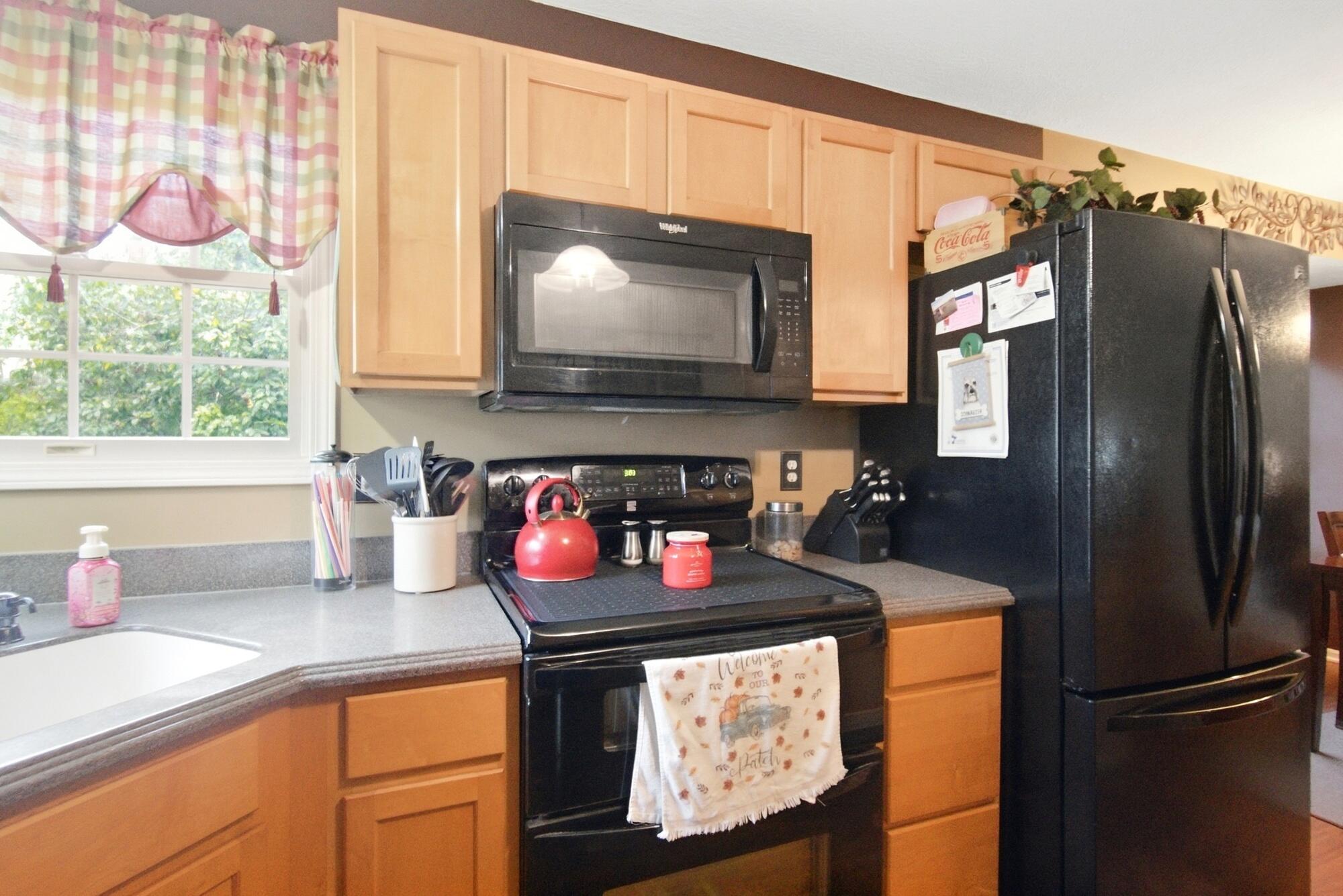 480 Hibbs, Lockbourne, Ohio 43137