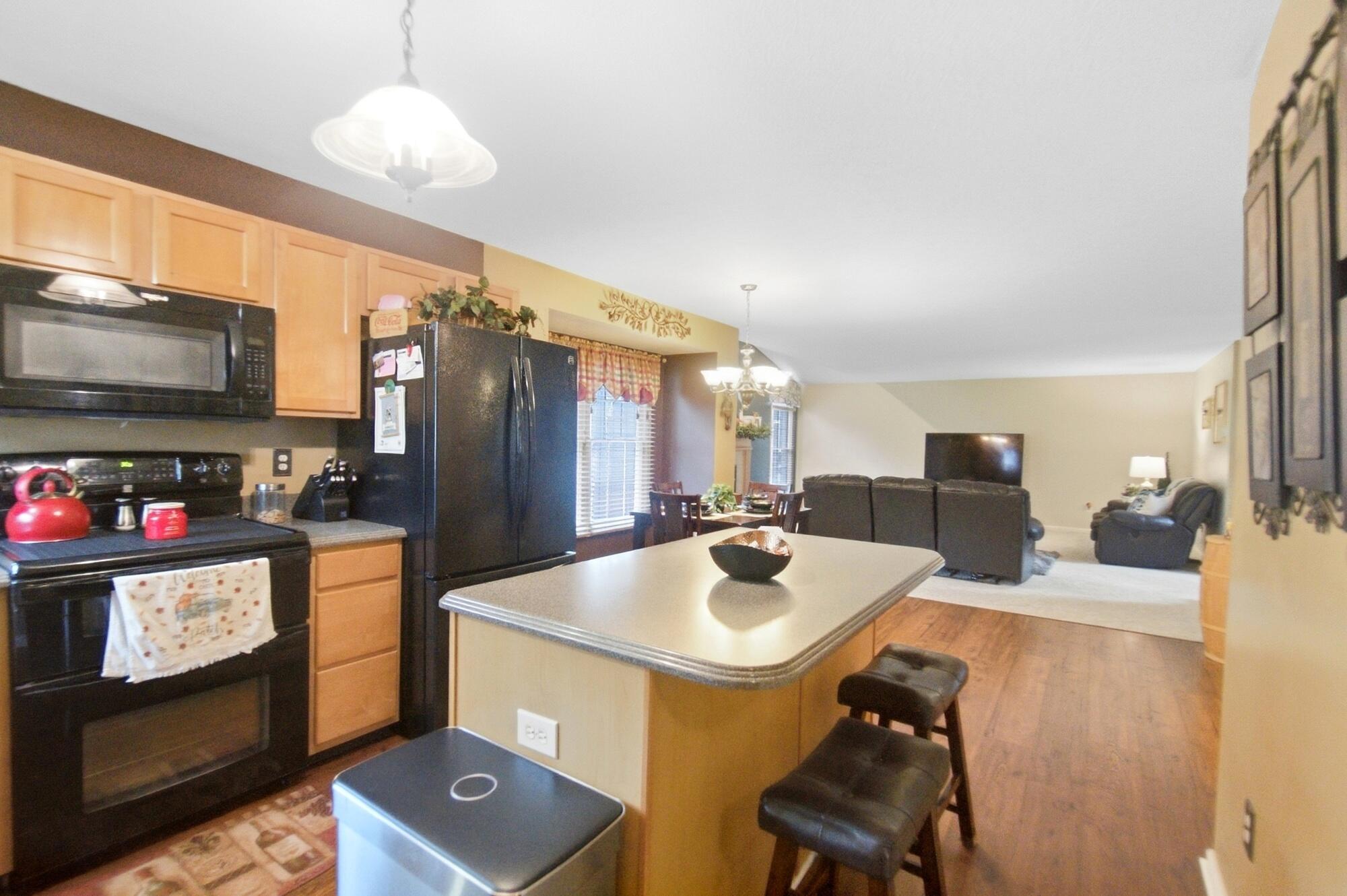 480 Hibbs, Lockbourne, Ohio 43137