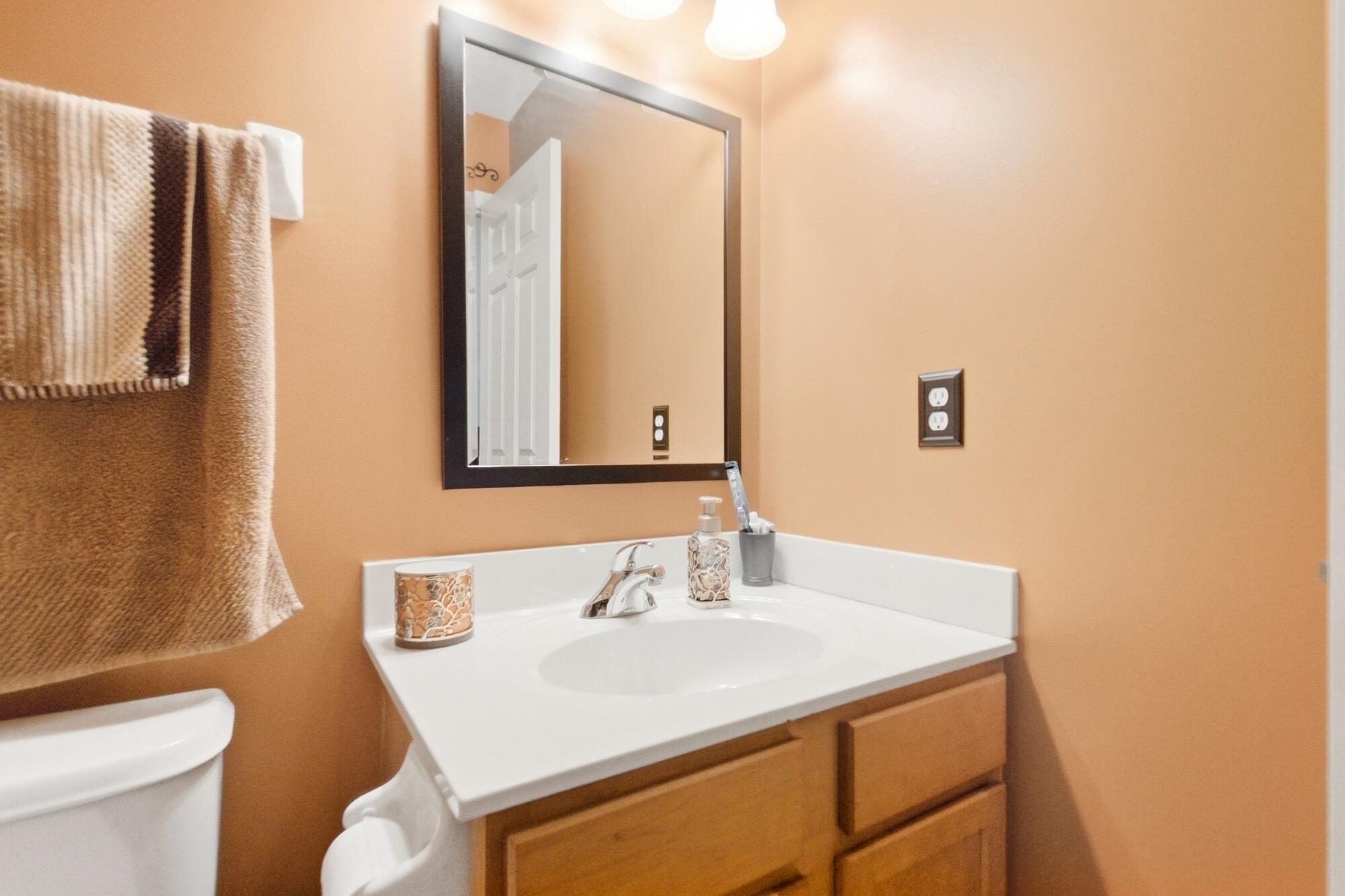 480 Hibbs, Lockbourne, Ohio 43137