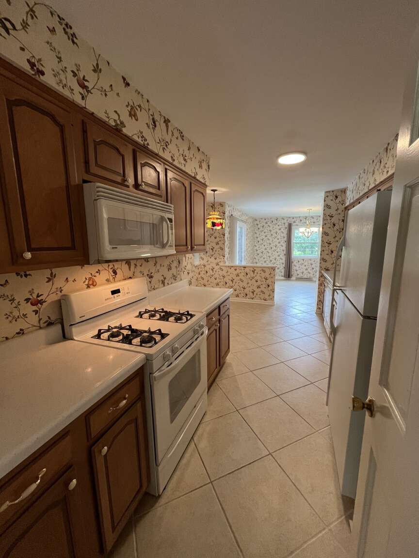 2636 Rebecca, Springfield, Ohio 45503