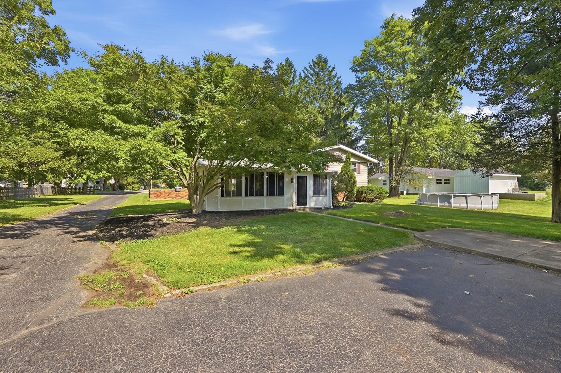 3789 New Carlisle, Springfield, Ohio 45504