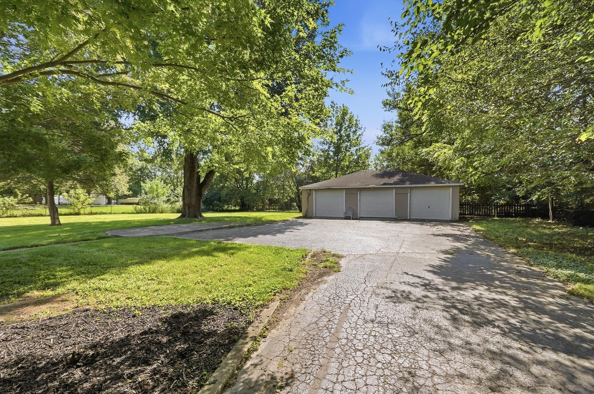 3789 New Carlisle, Springfield, Ohio 45504