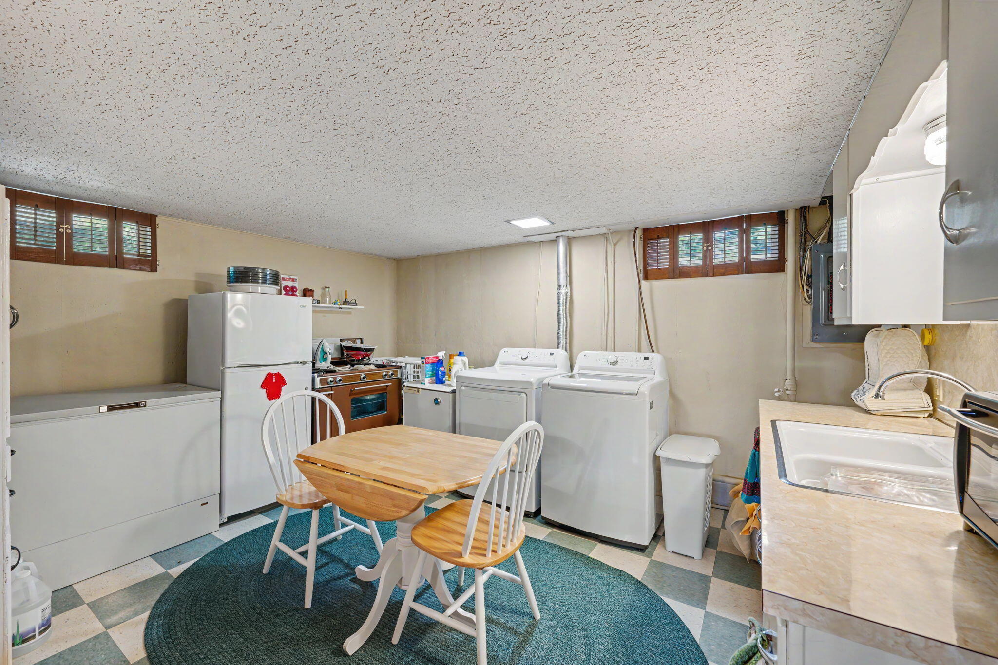 1125 Sunset, Piqua, Ohio 45356