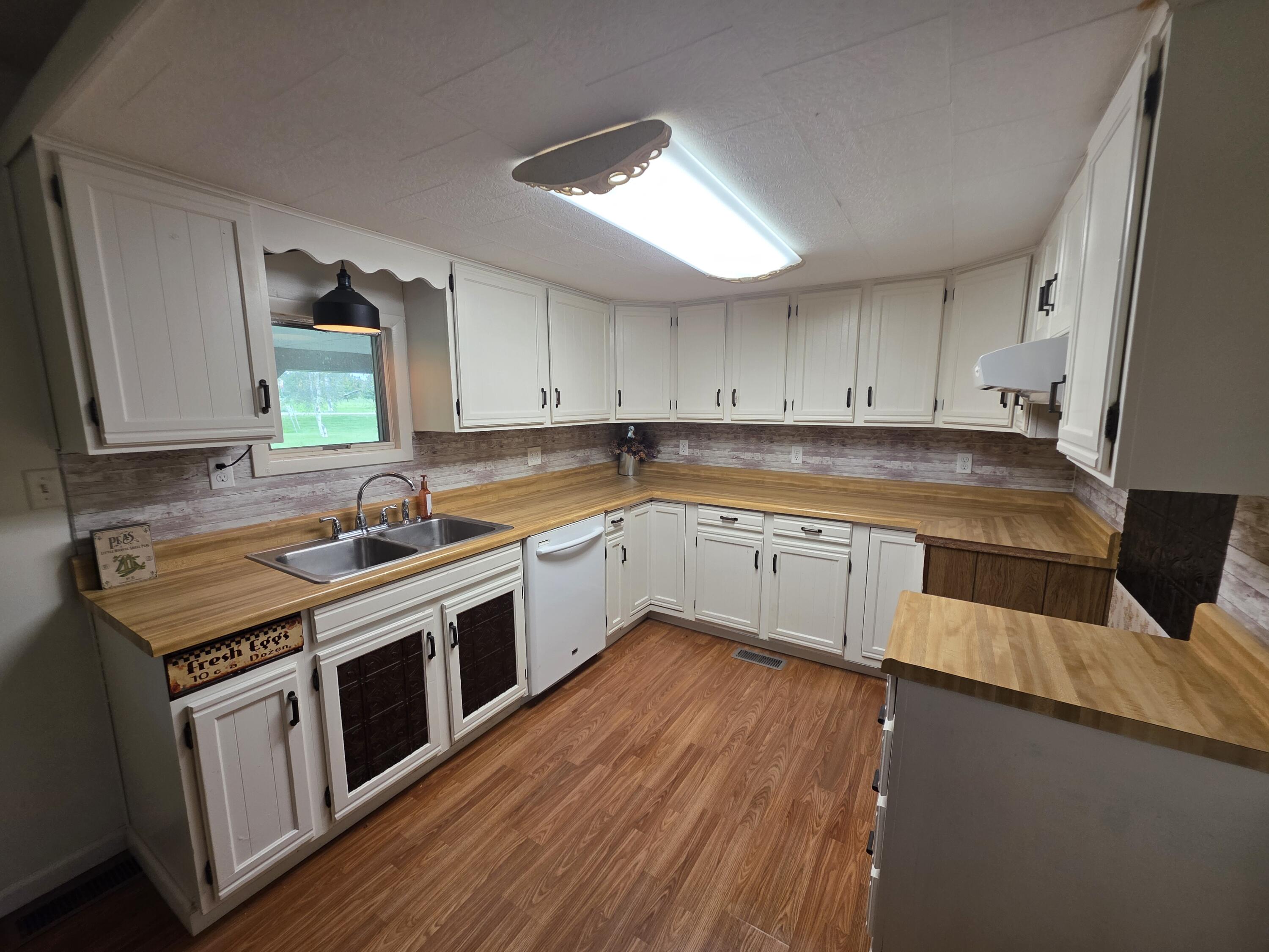 18286 County Road 245, LaRue, Ohio 43332
