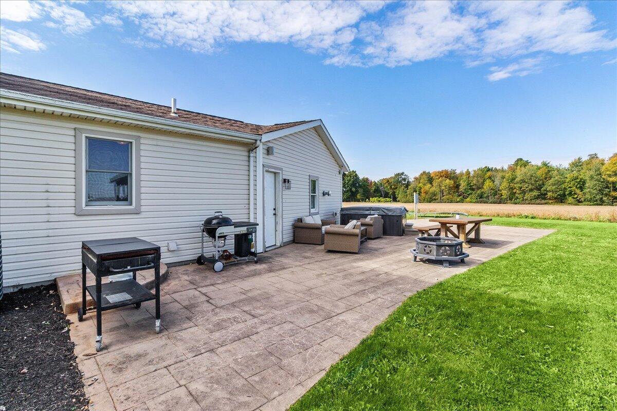 10991 County Road 26, West Mansfield, Ohio 43358
