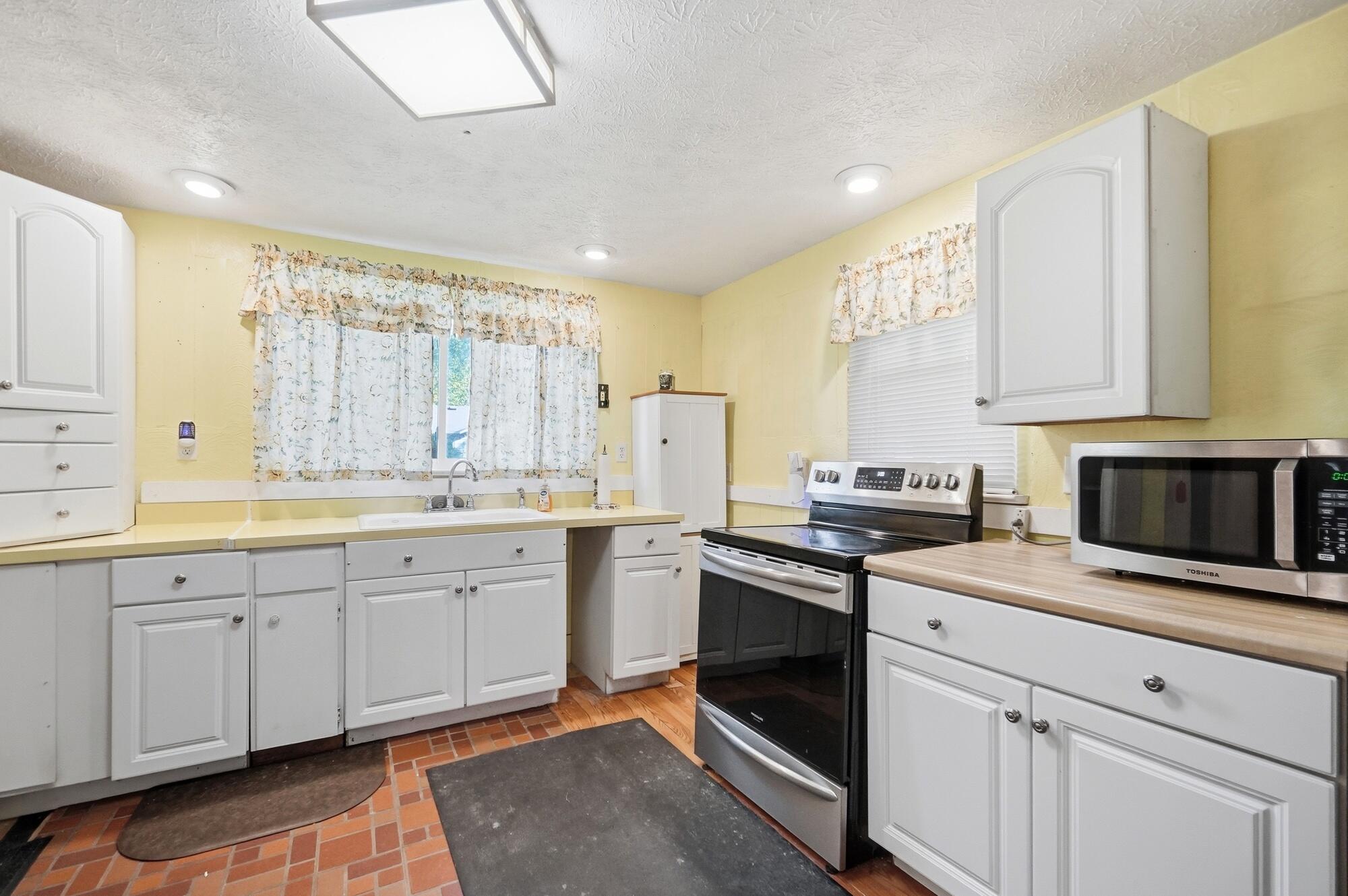 7570 Troy, Springfield, Ohio 45502