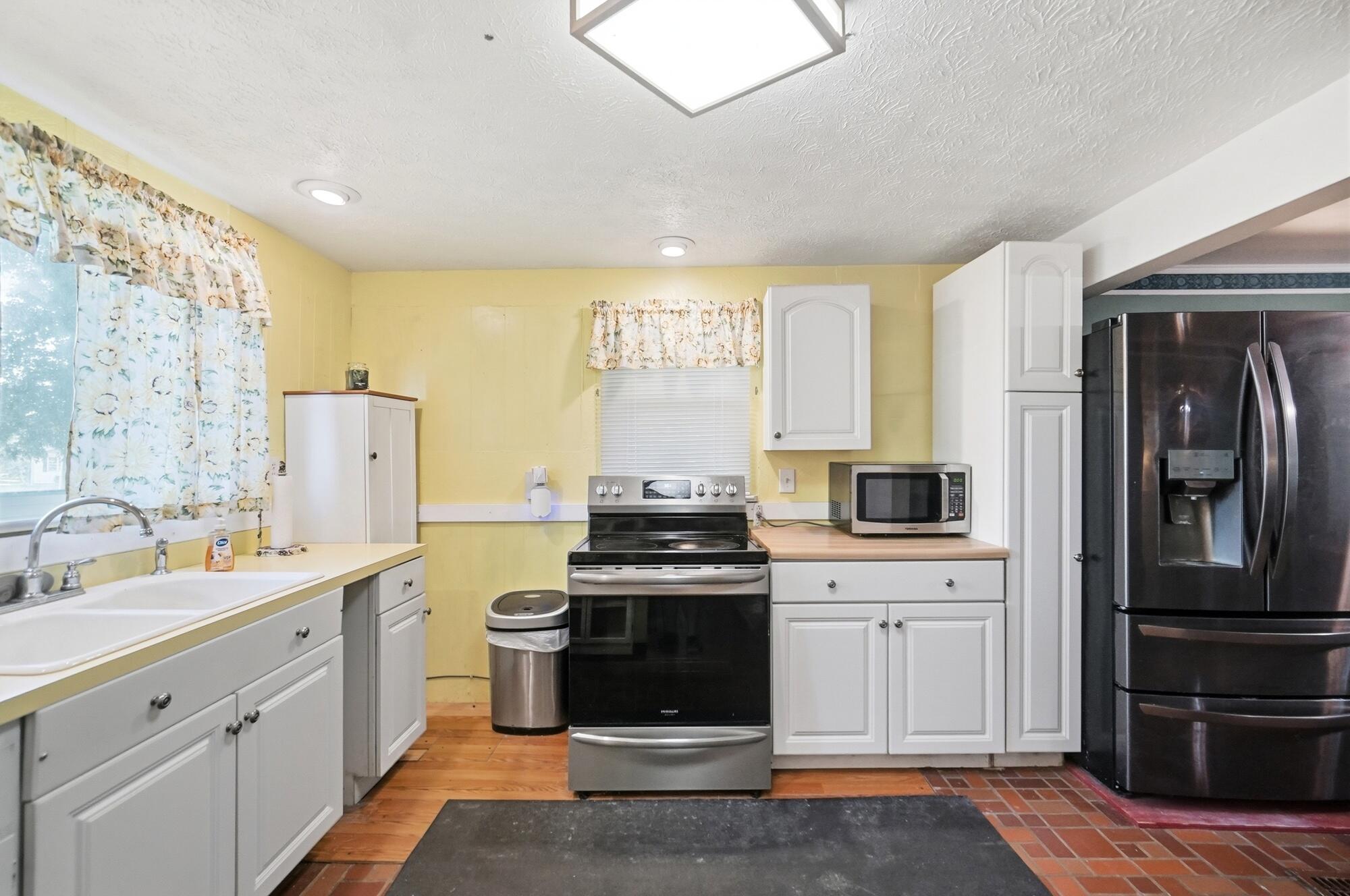 7570 Troy, Springfield, Ohio 45502