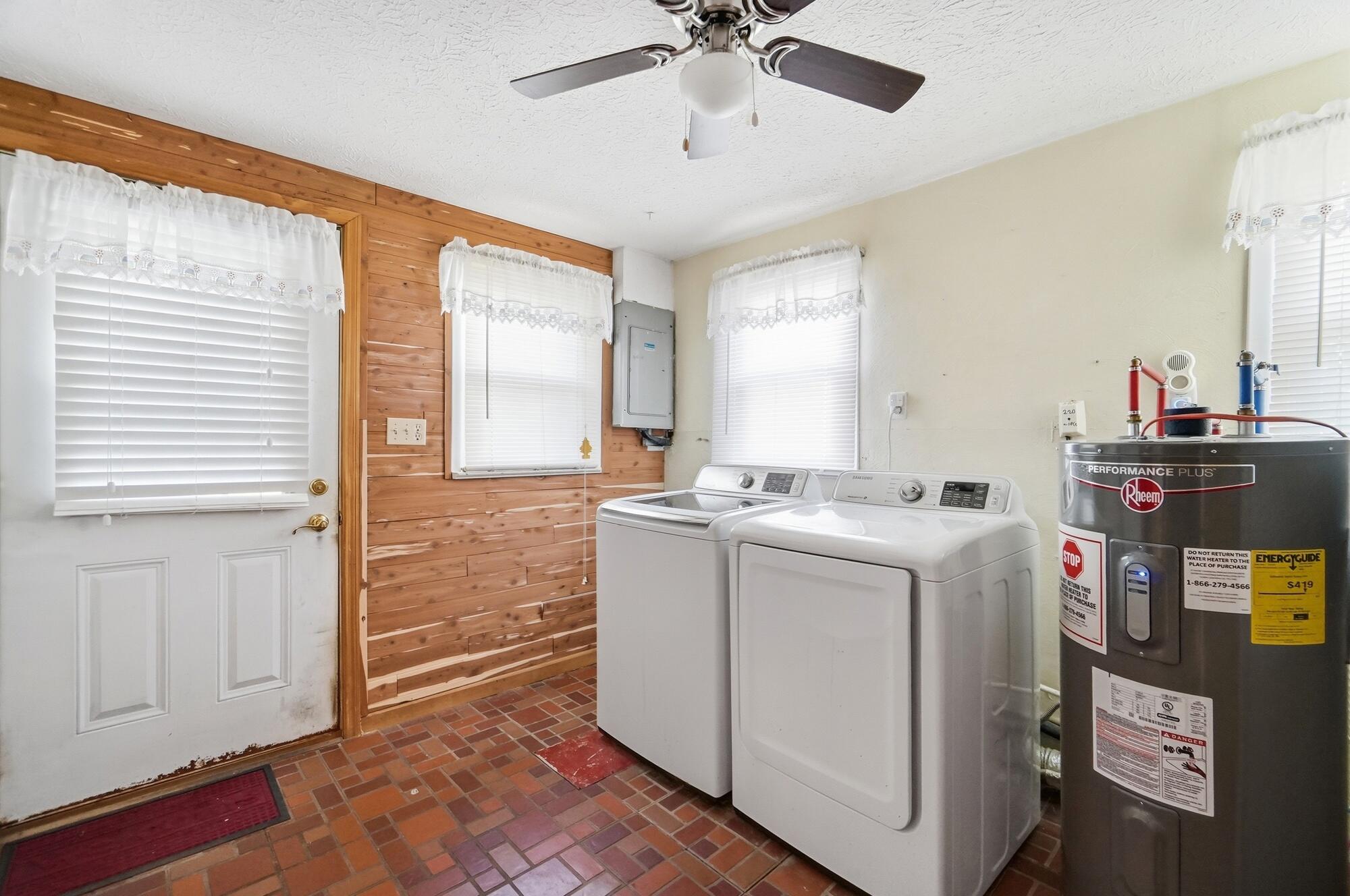 7570 Troy, Springfield, Ohio 45502