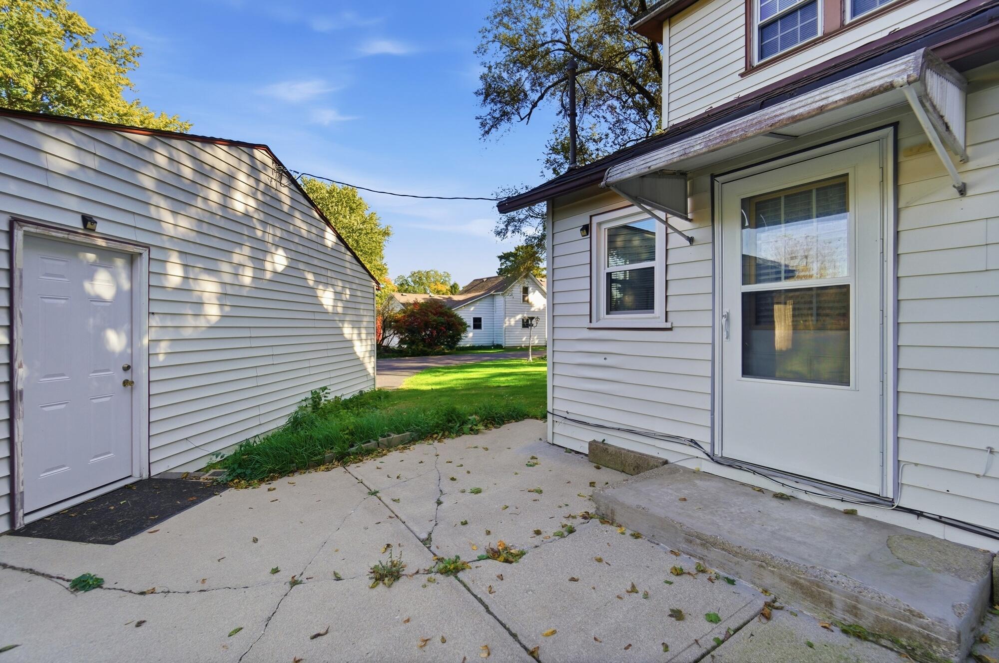 7570 Troy, Springfield, Ohio 45502