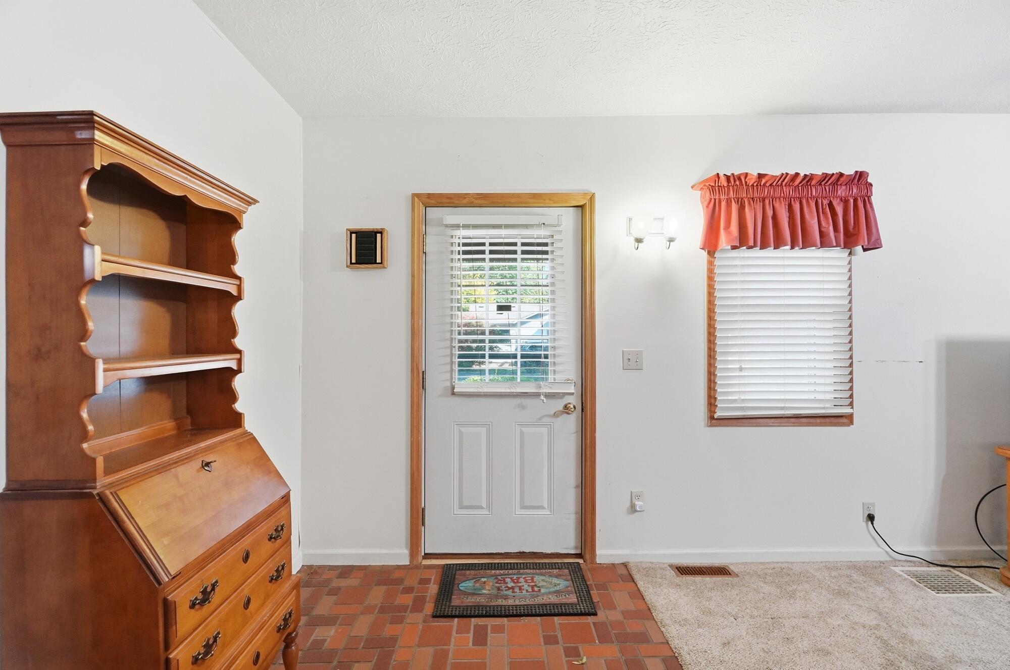 7570 Troy, Springfield, Ohio 45502