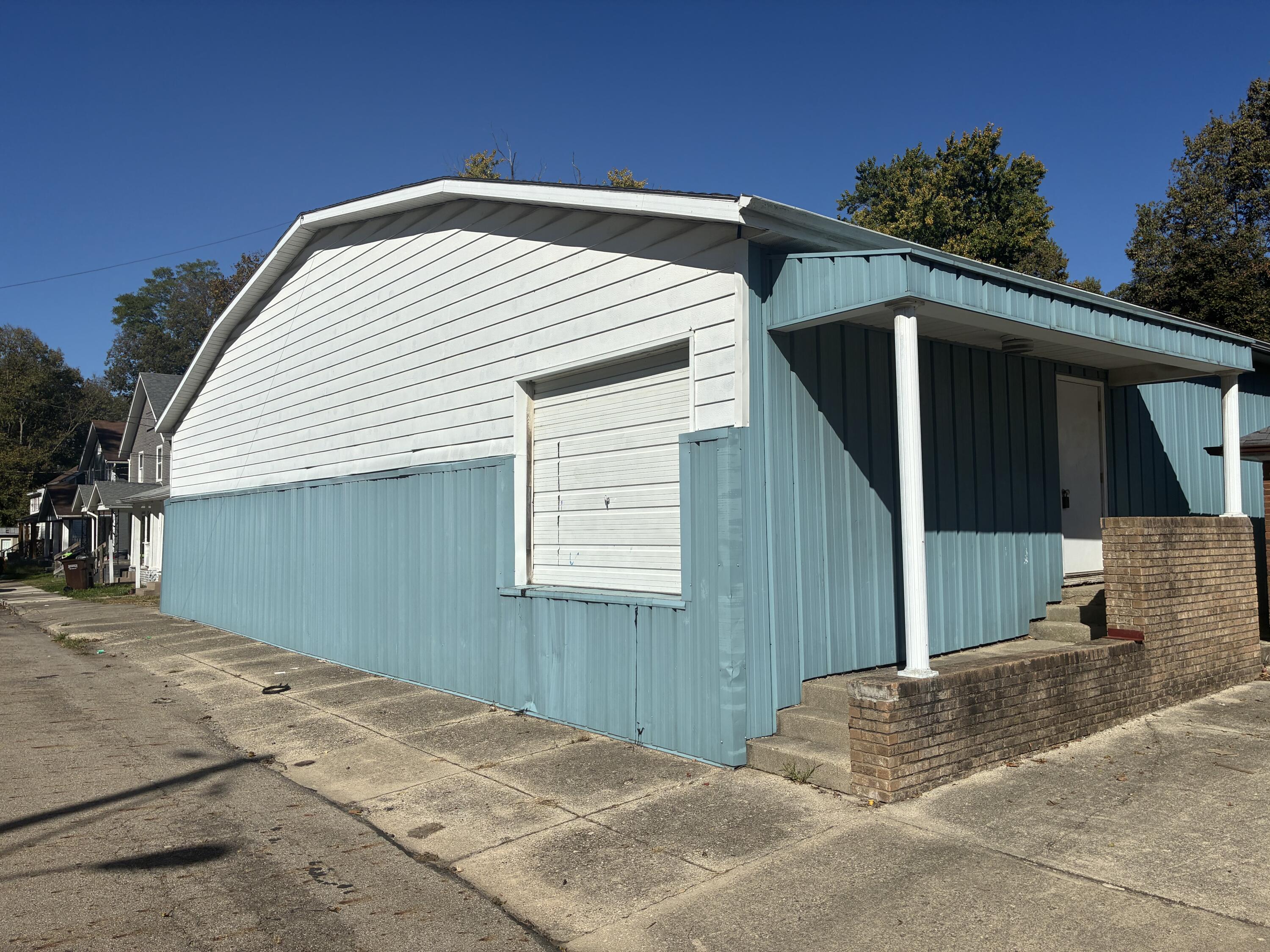 714 Rubsam, Springfield, Ohio 45504
