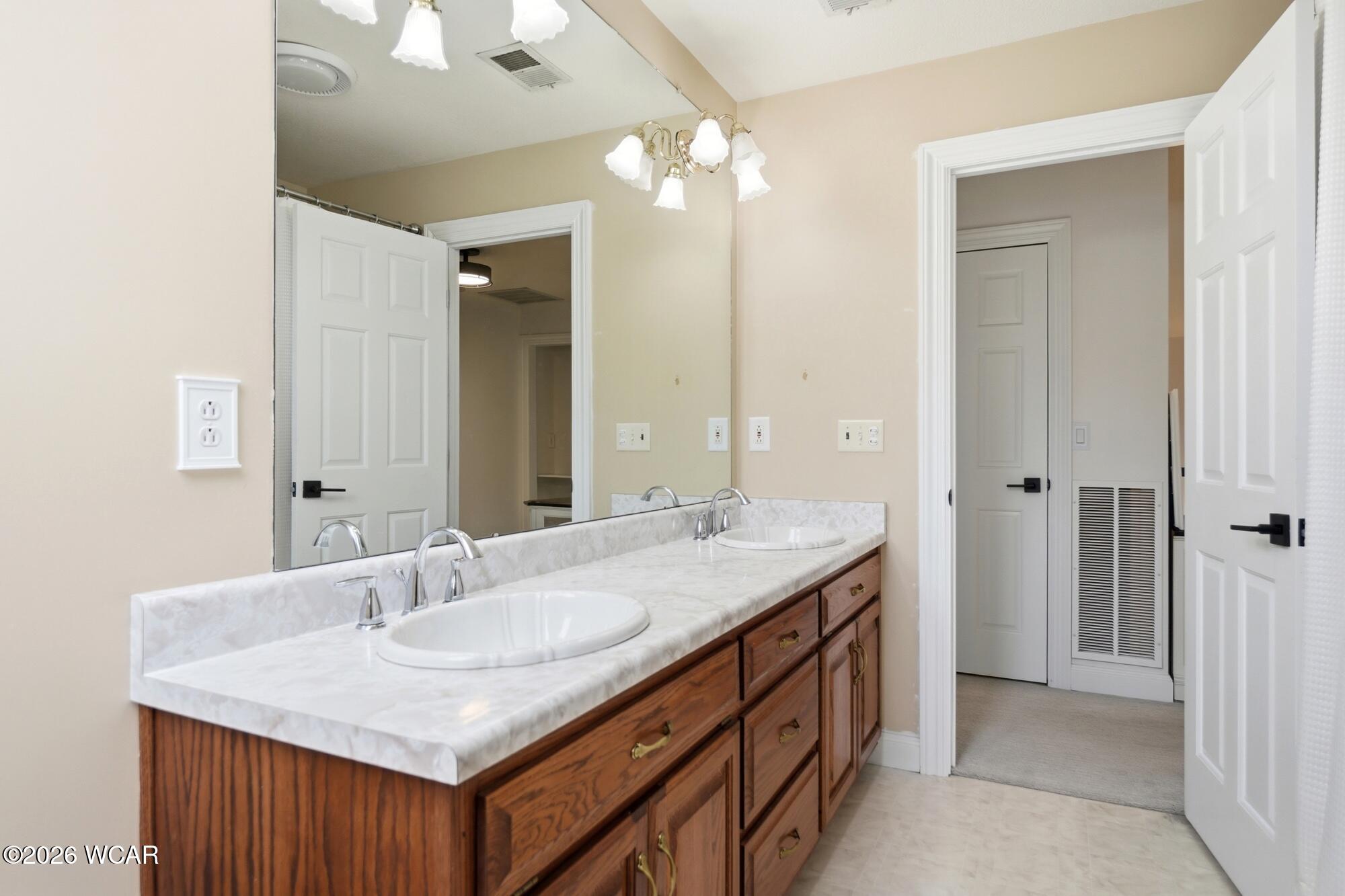 5153 Shores Lane, Elida, Ohio