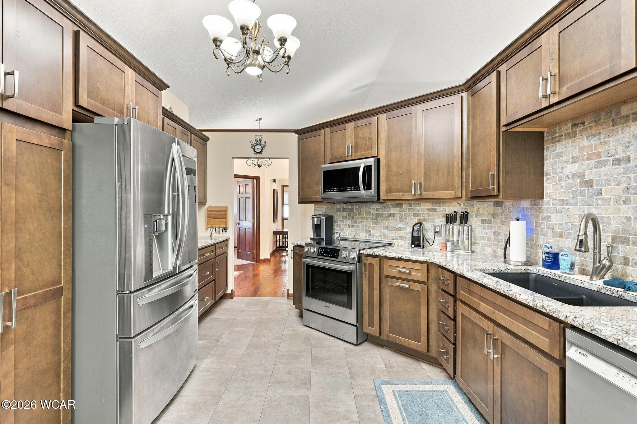 1020 Fox Run Road, Findlay, Ohio