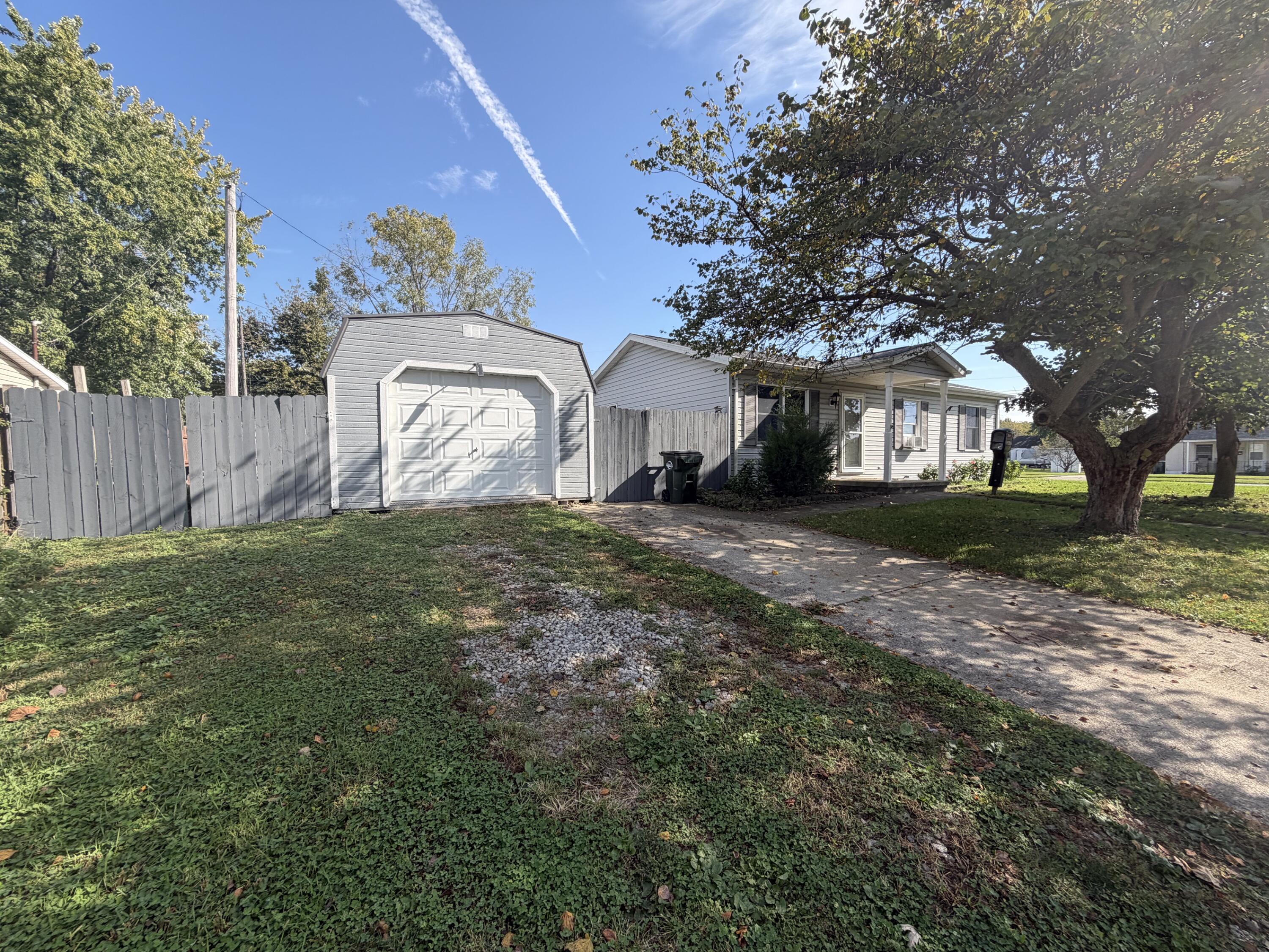 1143 Patton, Troy, Ohio 45373