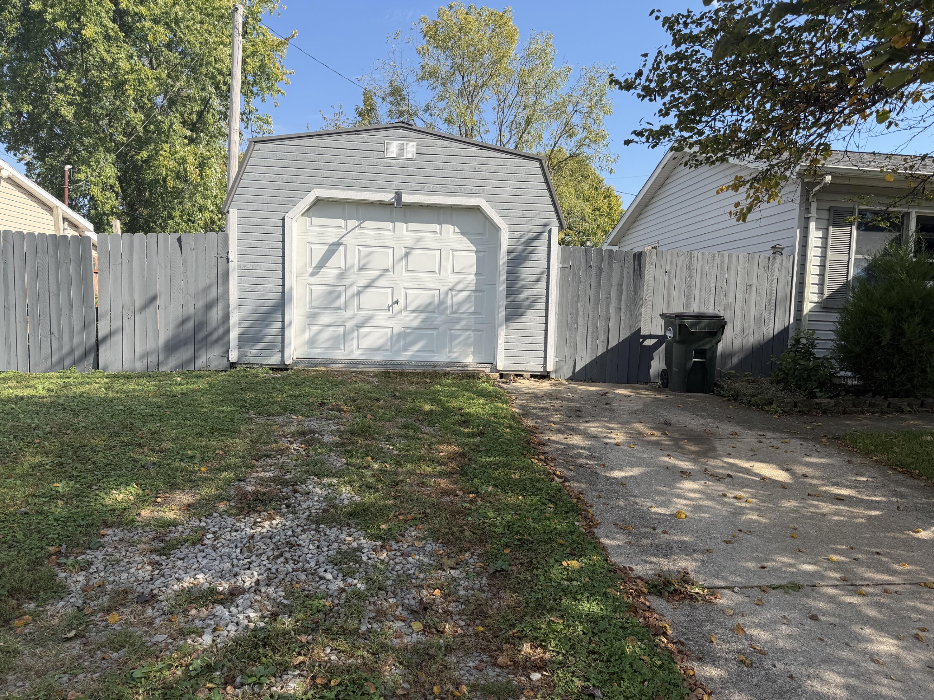 1143 Patton, Troy, Ohio 45373