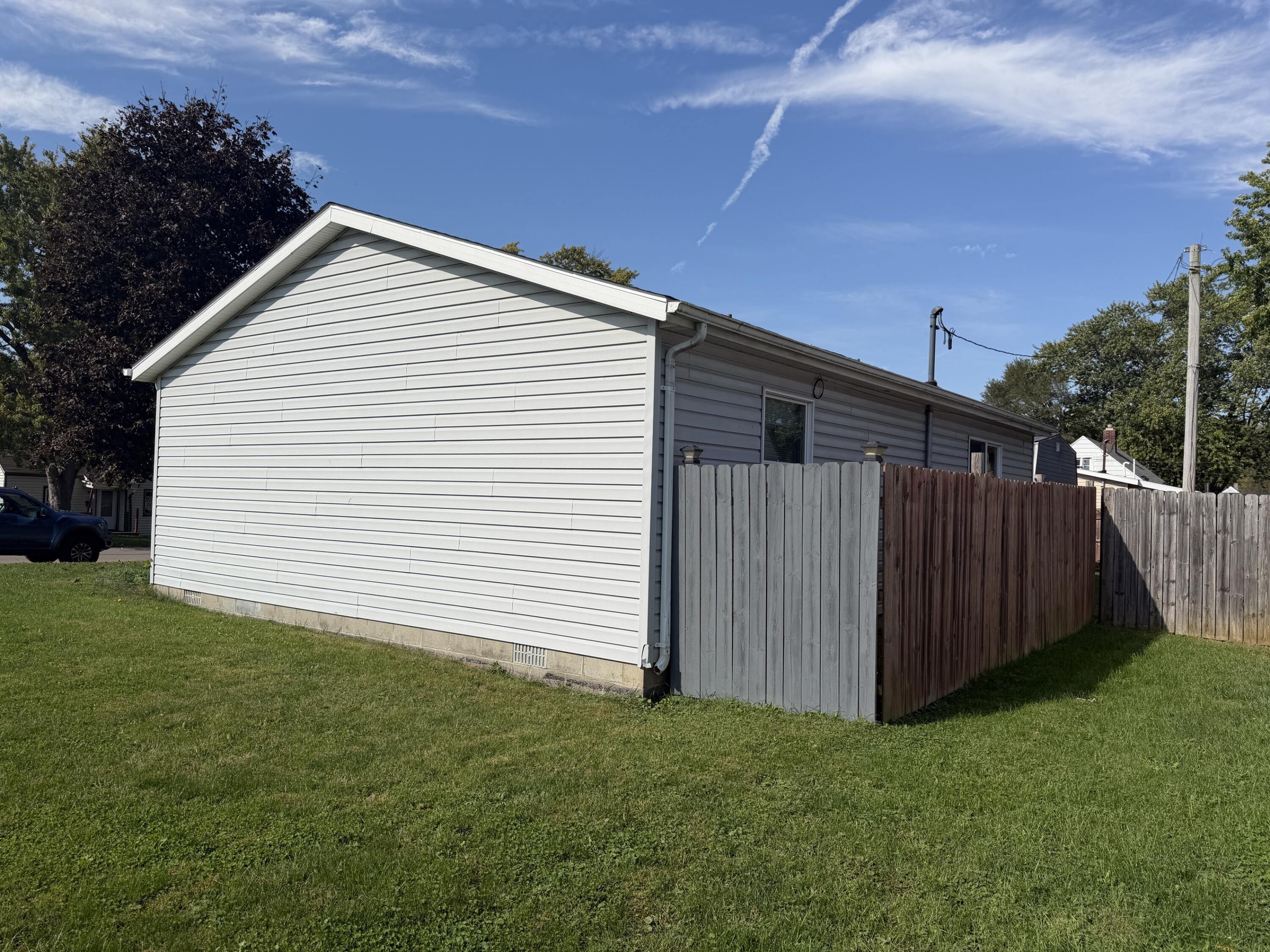 1143 Patton, Troy, Ohio 45373