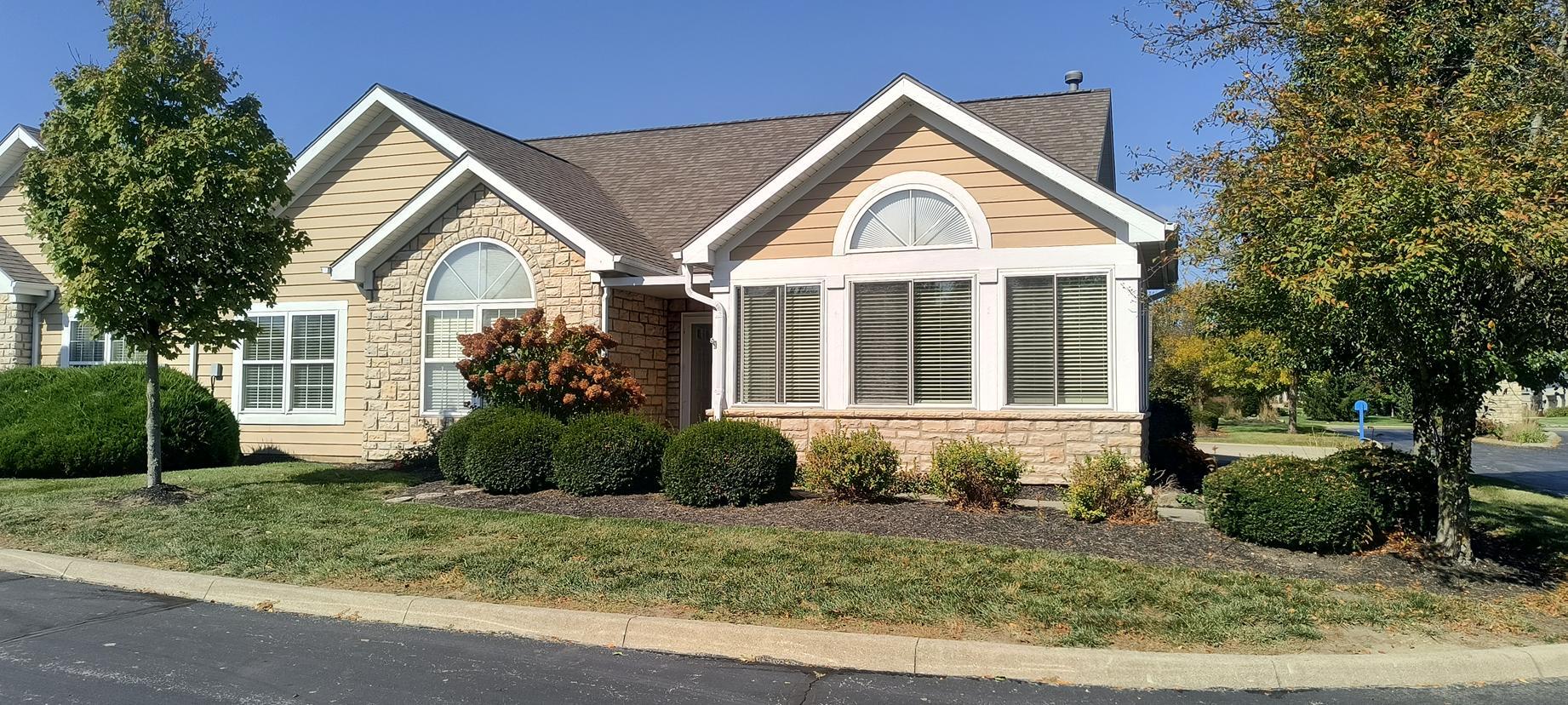 2691 Prestwick Village, Springfield, Ohio 45503