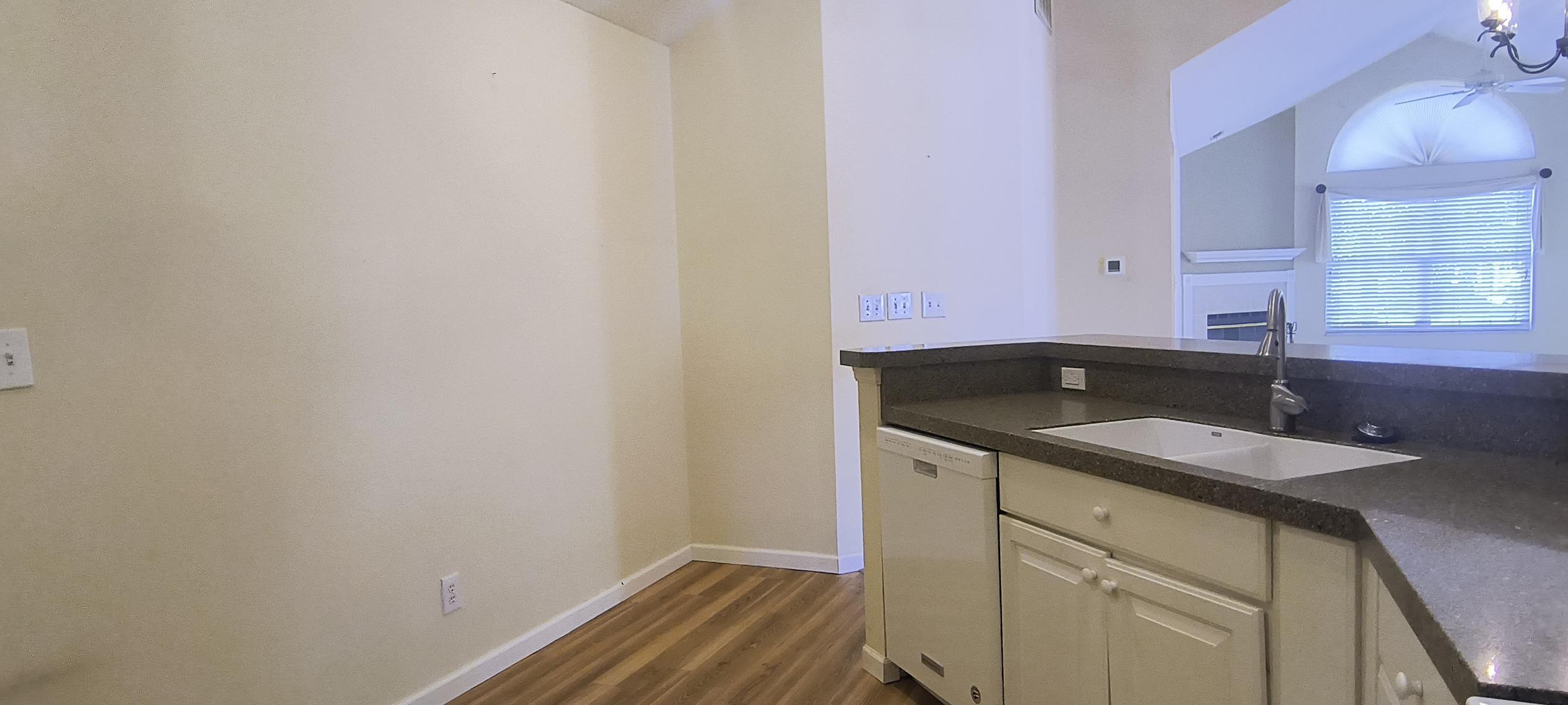 2691 Prestwick Village, Springfield, Ohio 45503