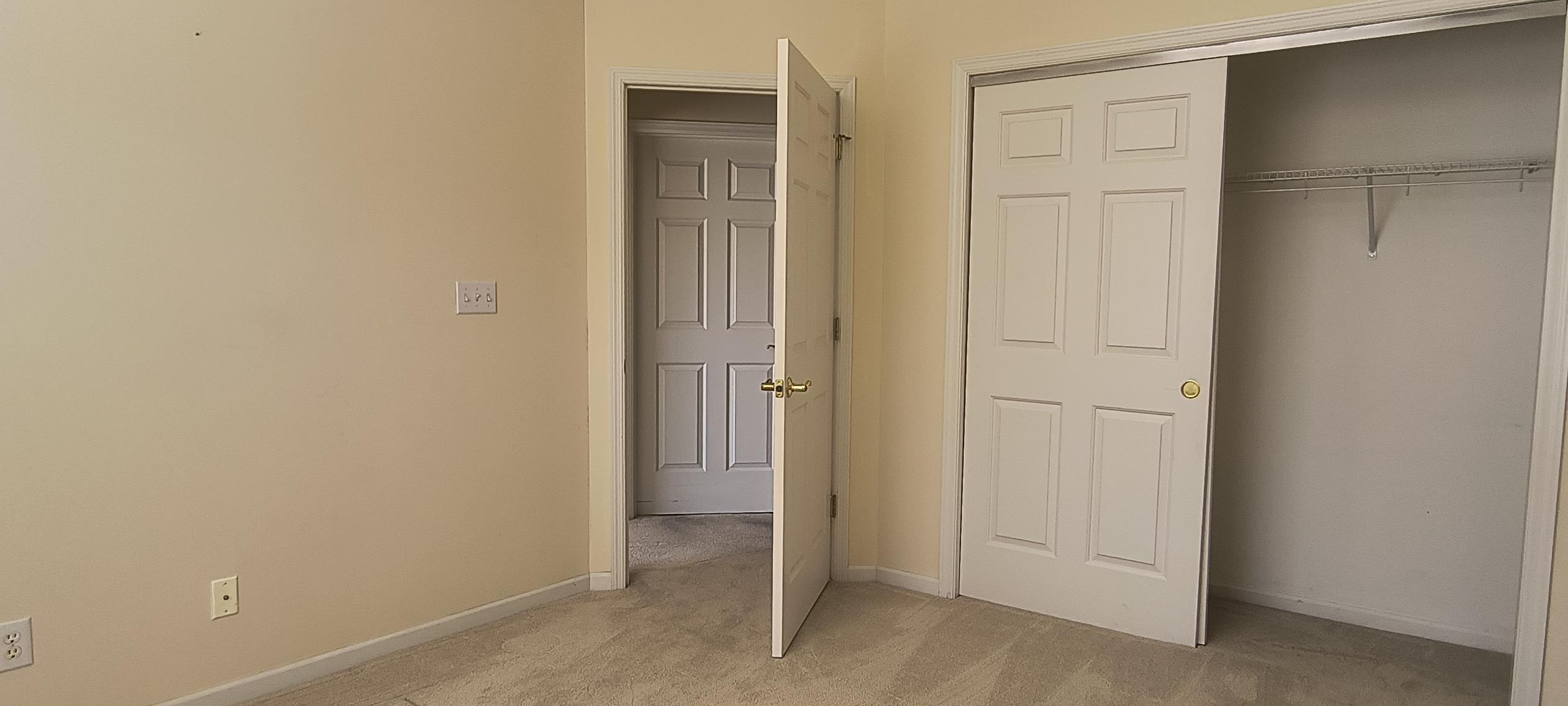 2691 Prestwick Village, Springfield, Ohio 45503