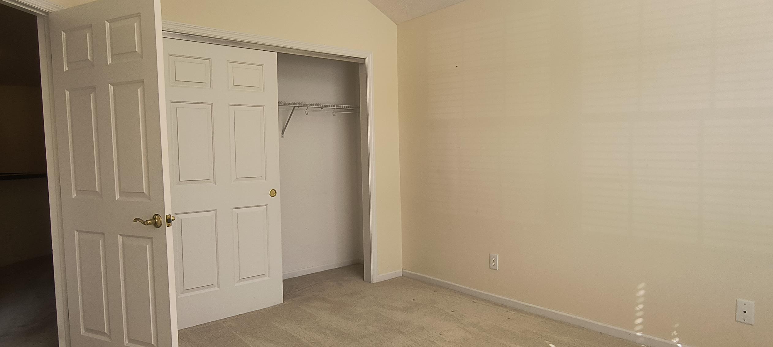 2691 Prestwick Village, Springfield, Ohio 45503