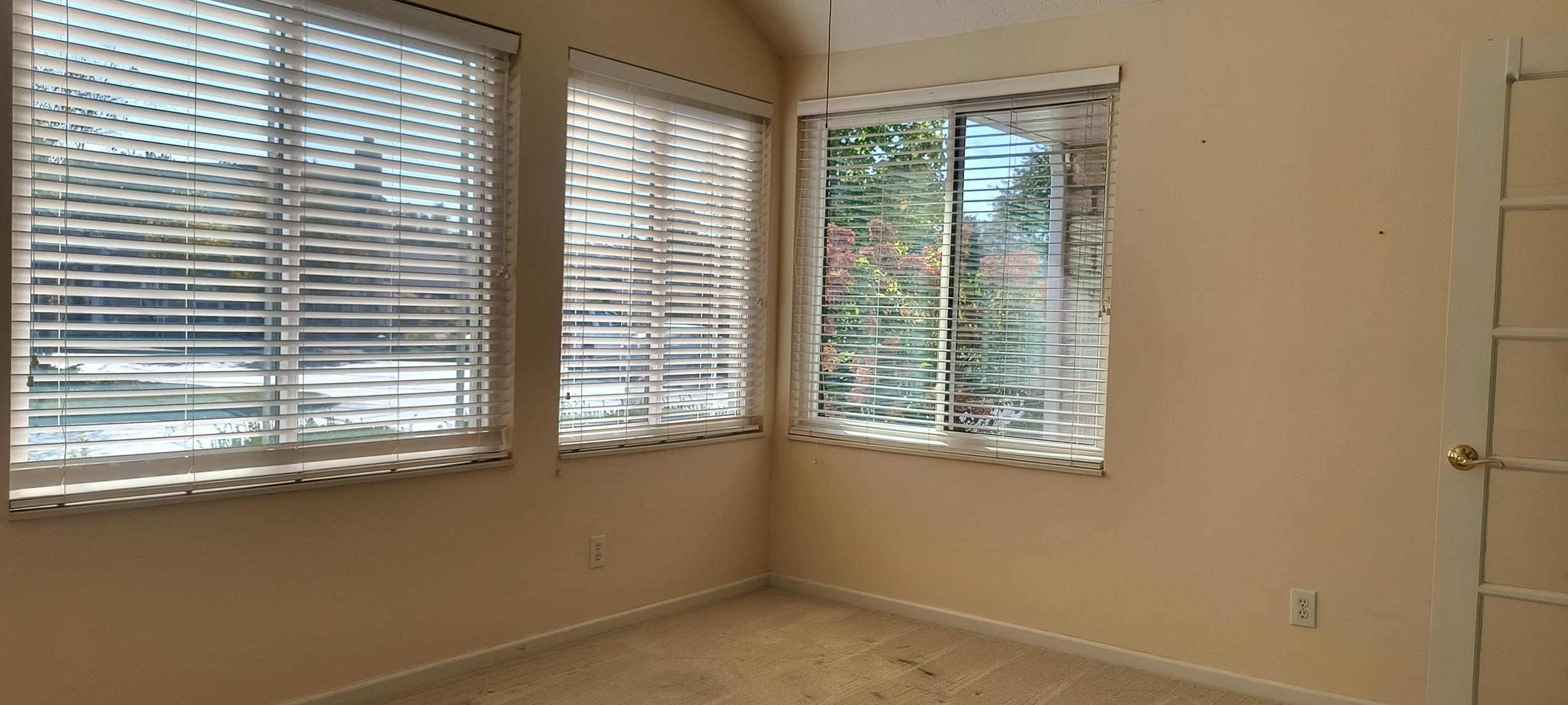 2691 Prestwick Village, Springfield, Ohio 45503