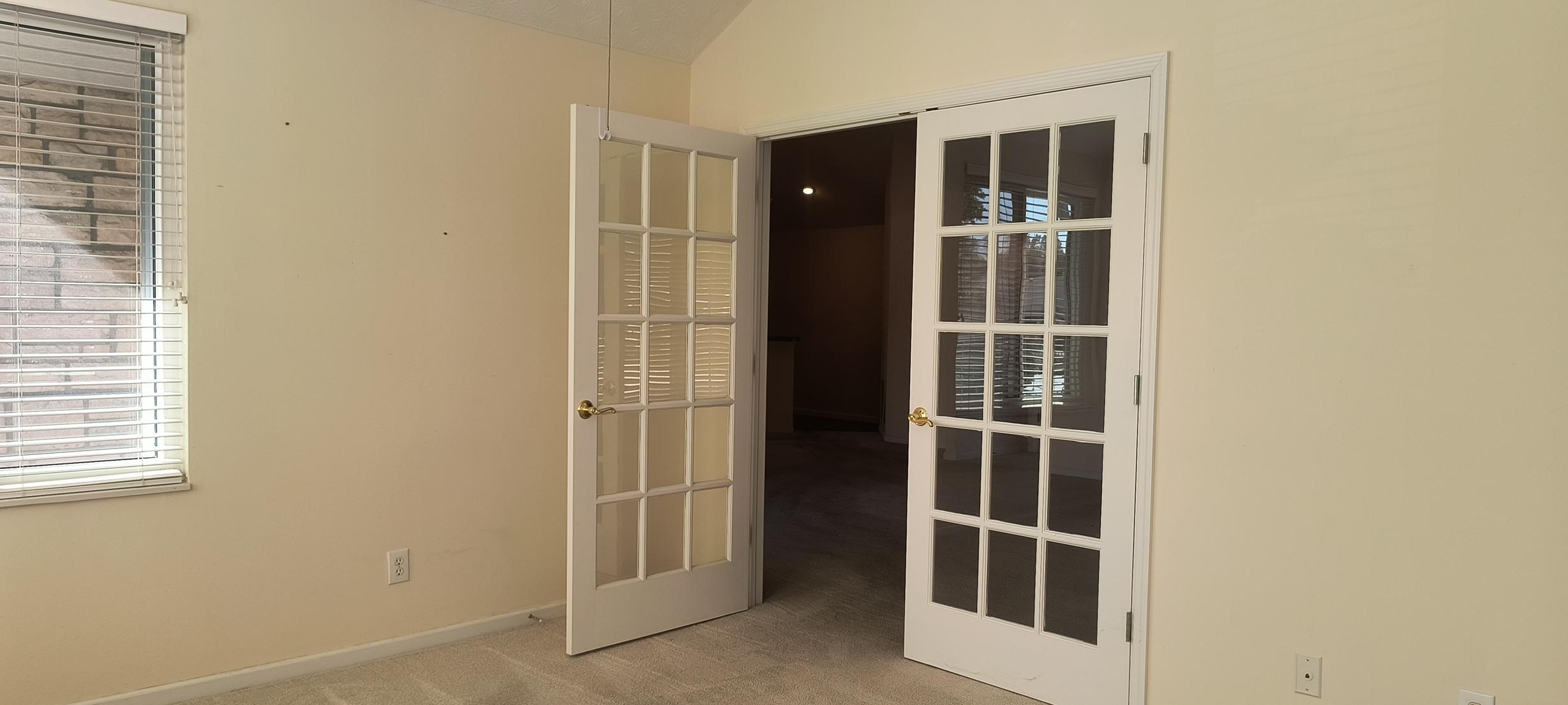 2691 Prestwick Village, Springfield, Ohio 45503
