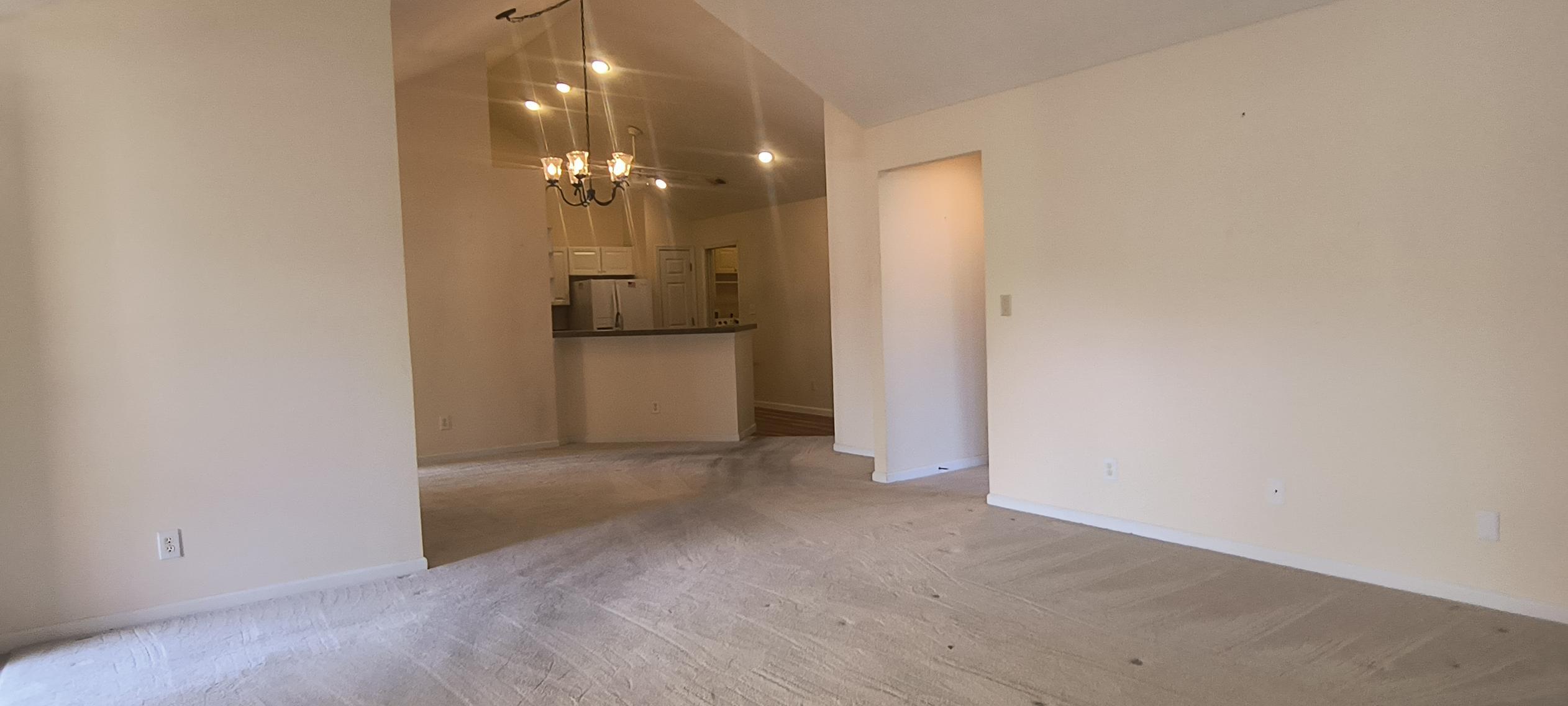 2691 Prestwick Village, Springfield, Ohio 45503