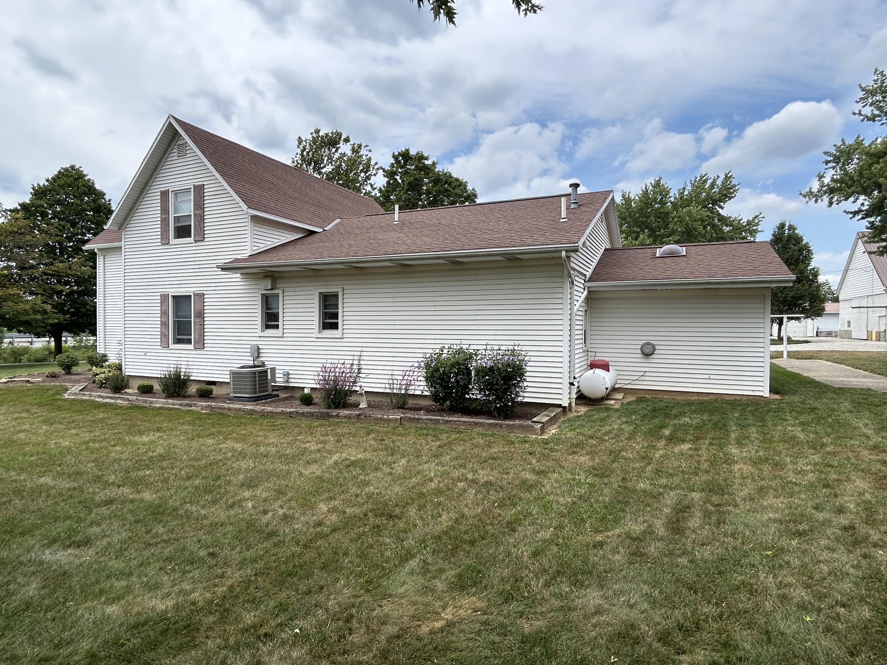 2890 Burrville, Fort Recovery, Ohio 45846