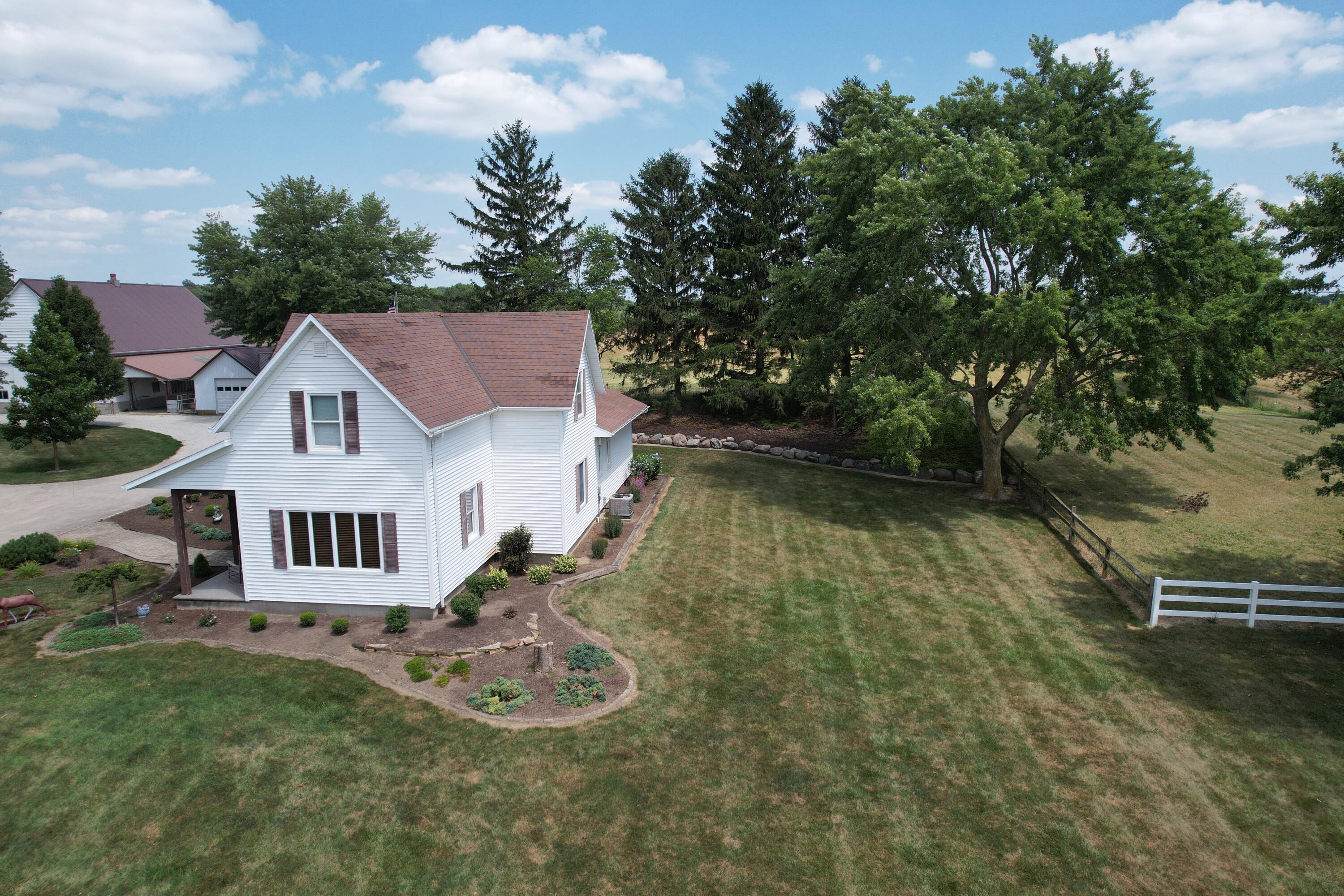 2890 Burrville, Fort Recovery, Ohio 45846