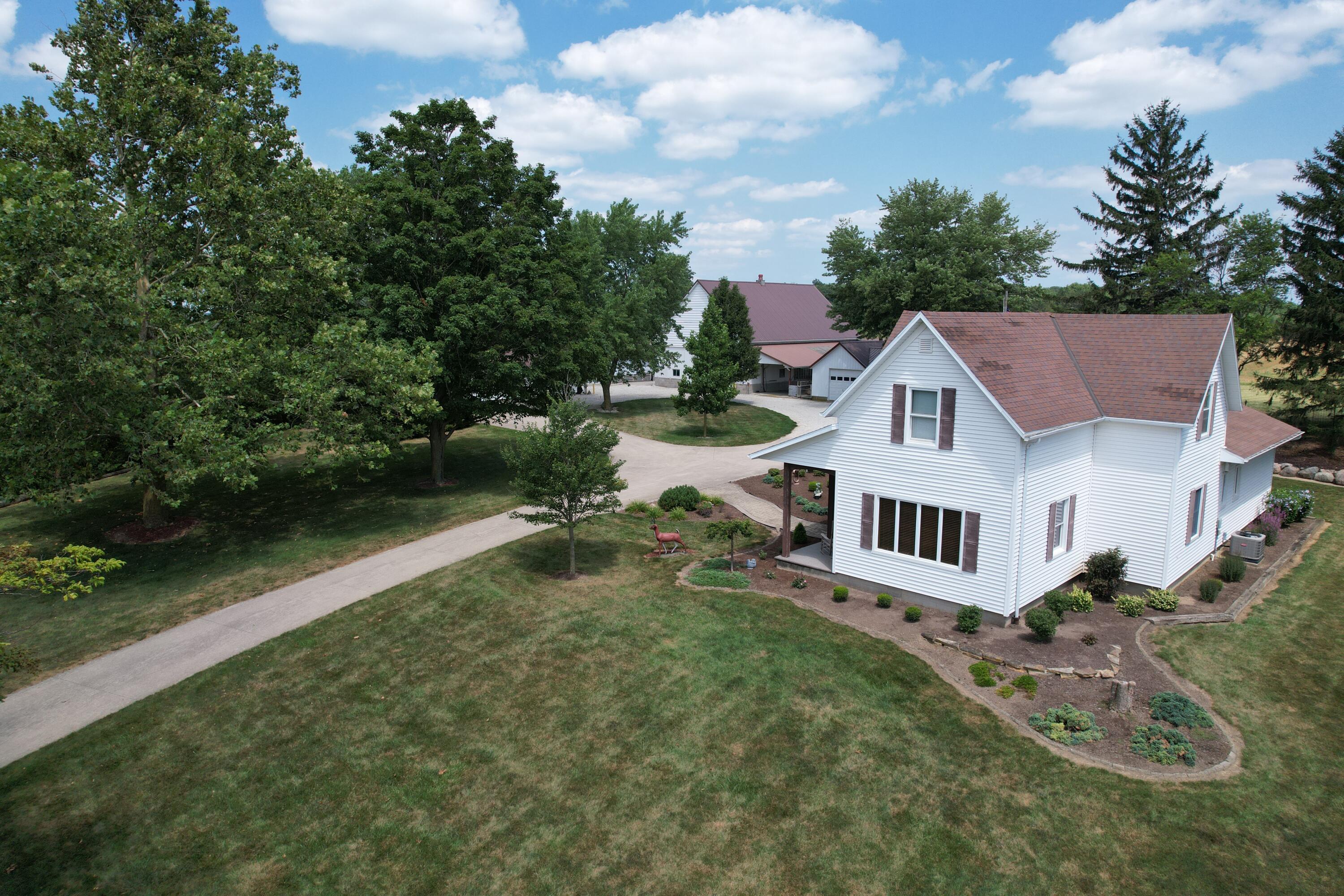 2890 Burrville, Fort Recovery, Ohio 45846