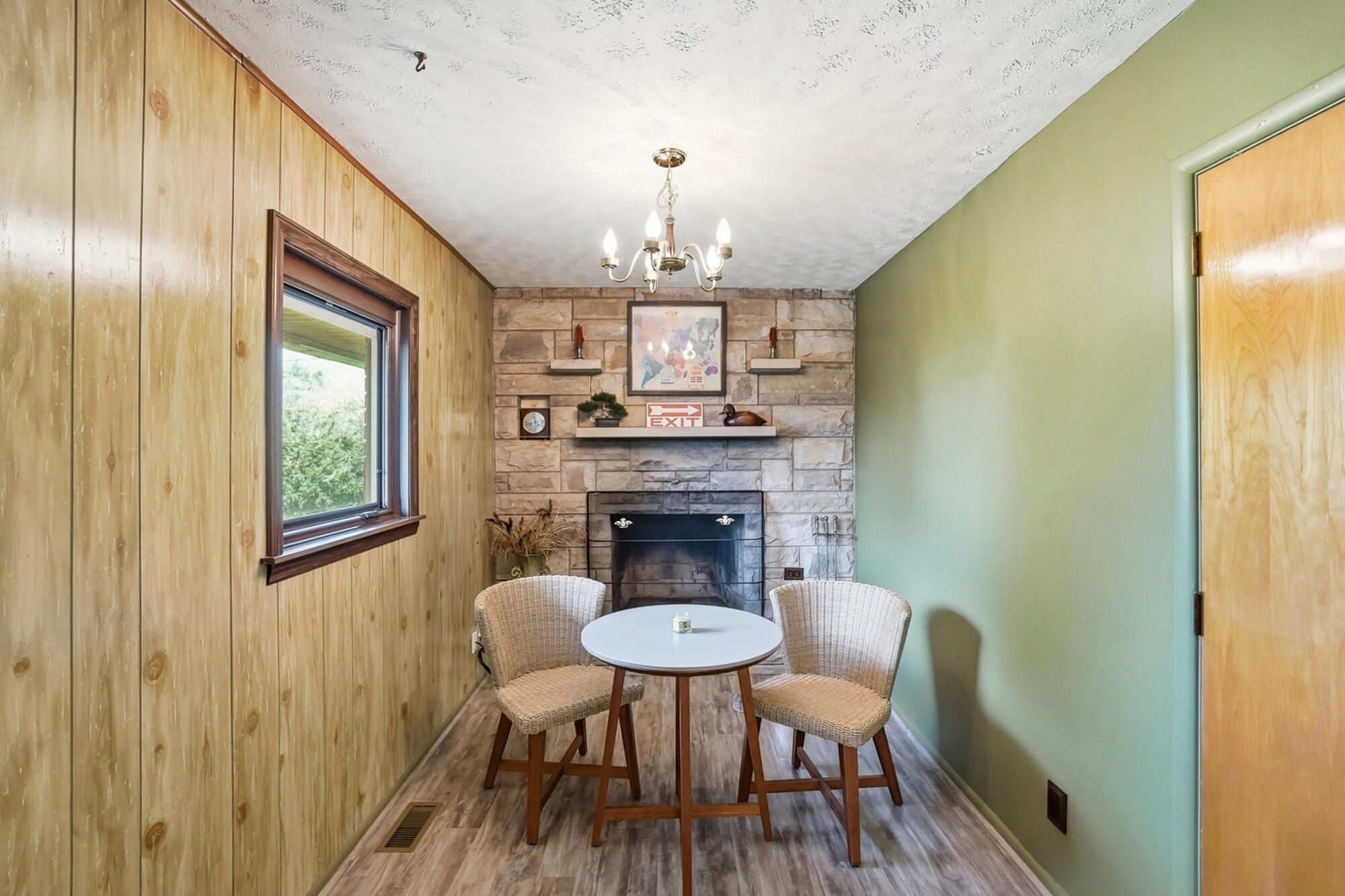 2065 Center, Springfield, Ohio 45506