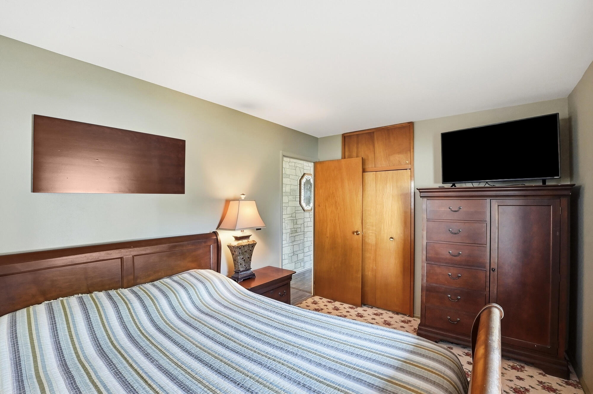 2065 Center, Springfield, Ohio 45506