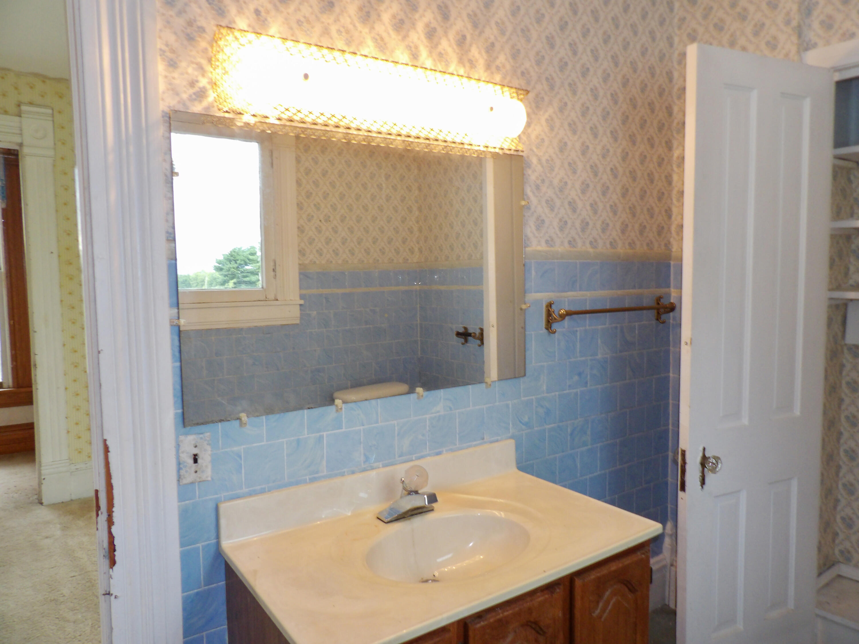 302 Mill, Williamsport, Ohio 43164