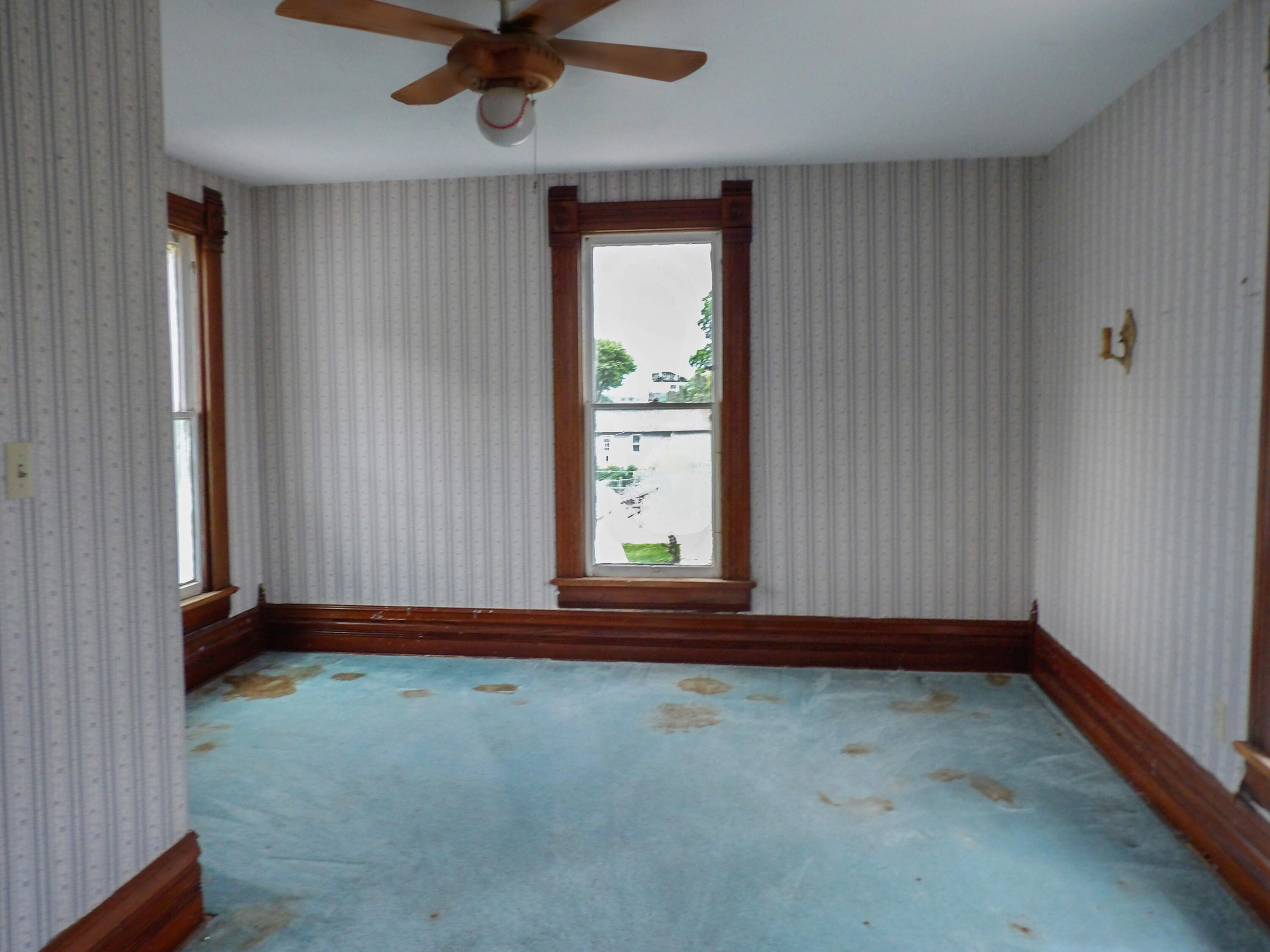 302 Mill, Williamsport, Ohio 43164