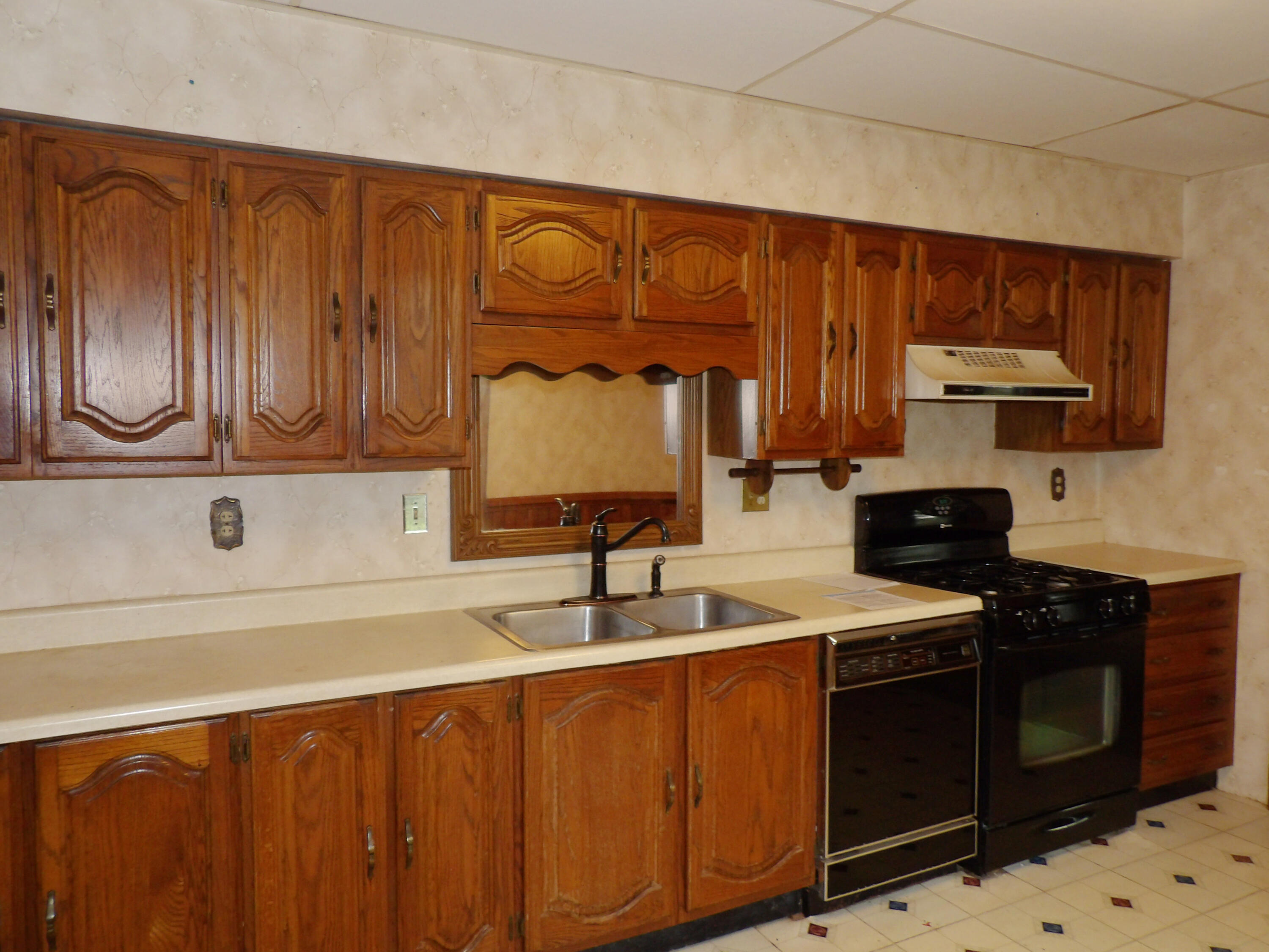 302 Mill, Williamsport, Ohio 43164